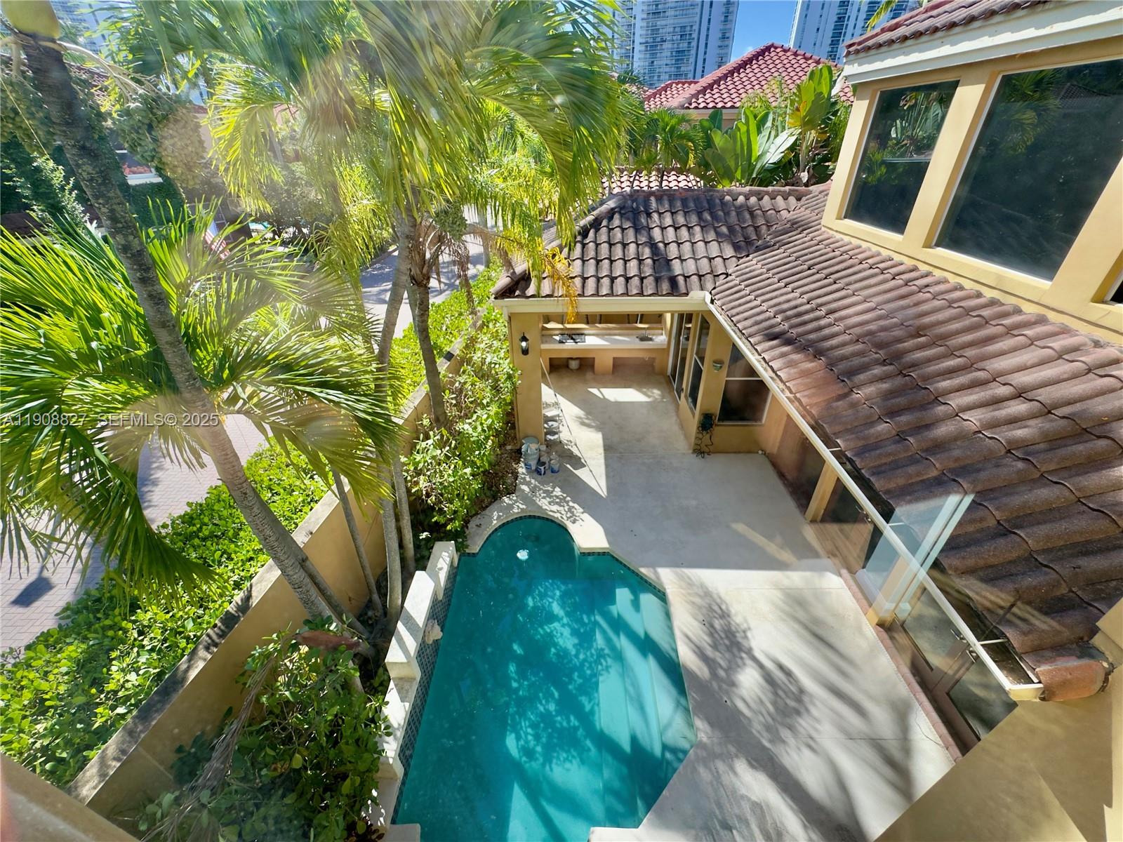 3728 208th Ter, Aventura, Florida 33180, 3 Bedrooms Bedrooms, ,3 BathroomsBathrooms,Residential Lease,For Rent,ISLAND WAY,208th Ter,A11908827