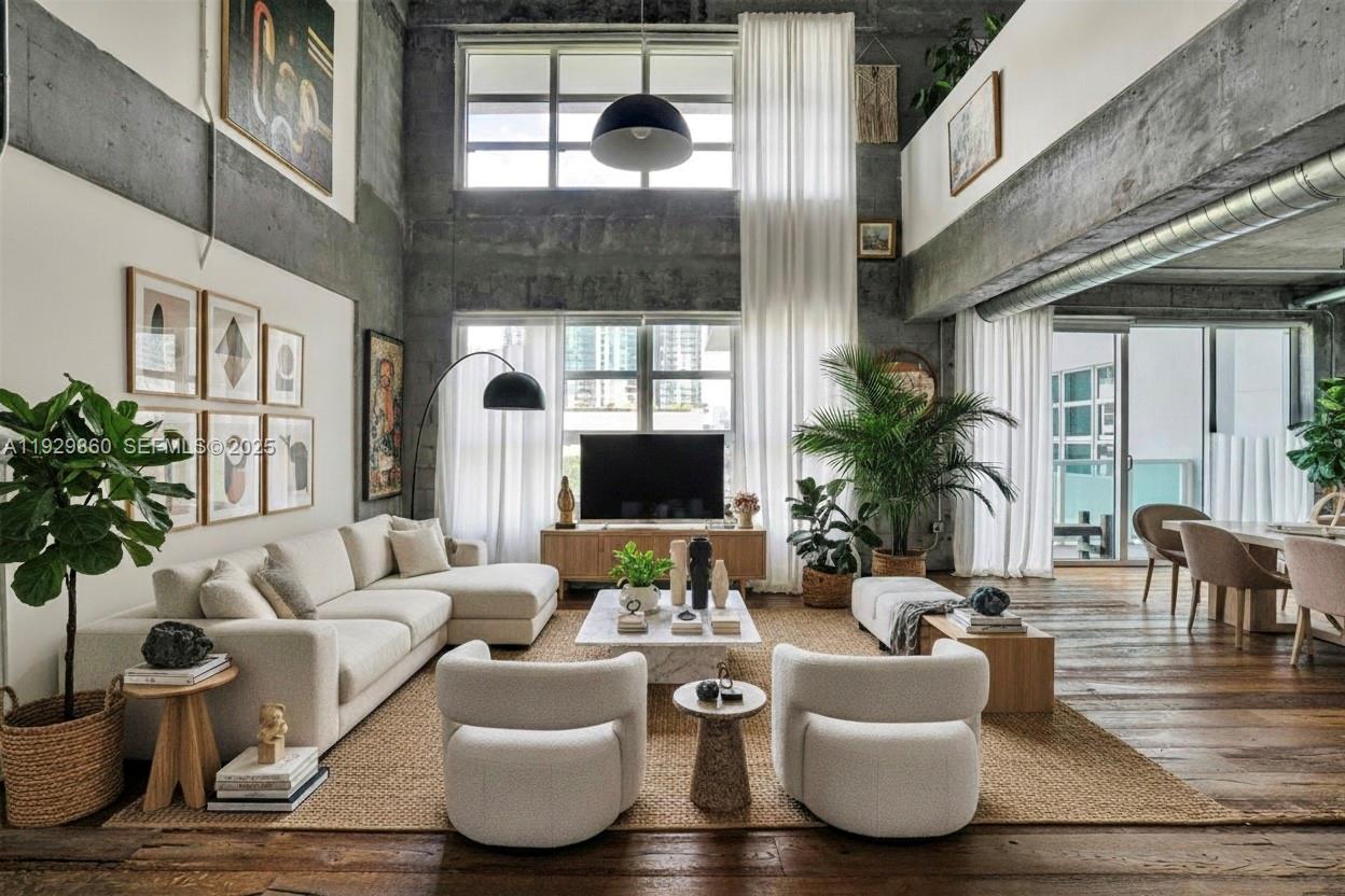 1749 Miami Ct, Miami, Florida 33132, 2 Bedrooms Bedrooms, ,2 BathroomsBathrooms,Residential,For Sale,PARC LOFTS CONDO,Miami Ct,A11929860