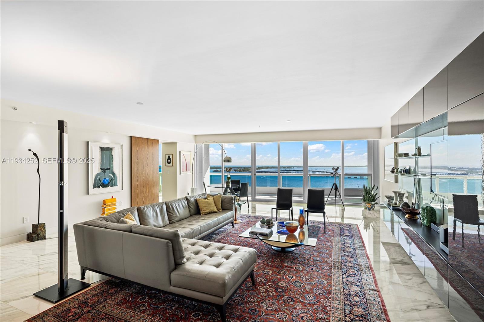 1643 Brickell Ave, Miami, Florida 33129, 2 Bedrooms Bedrooms, ,2 BathroomsBathrooms,Residential,For Sale,Santa Maria,Brickell Ave,A11934252