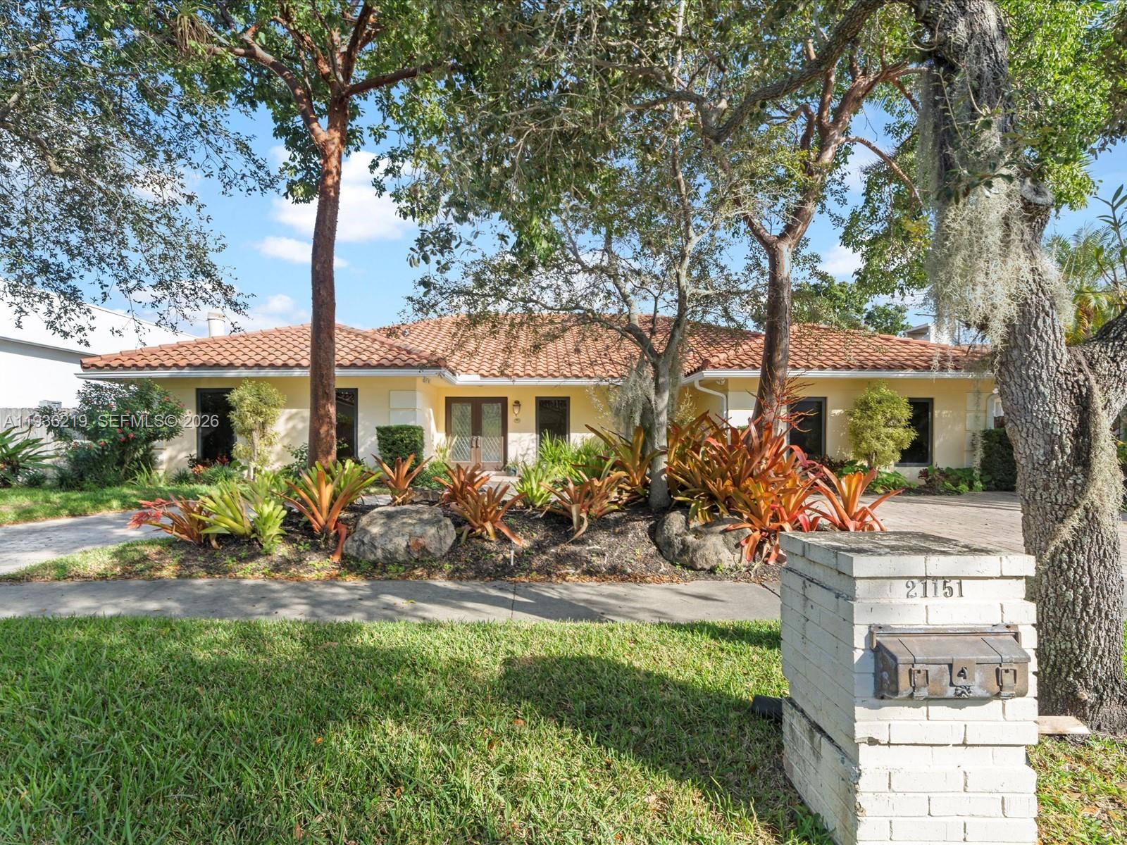 21151 22nd Ct, Miami, Florida 33180, 5 Bedrooms Bedrooms, ,3 BathroomsBathrooms,Residential Lease,For Rent,HIGHLAND LAKES SEC 11,22nd Ct,A11936219