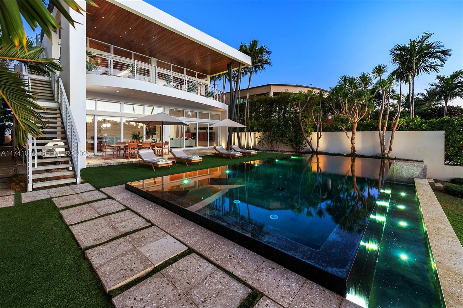 610 Dilido Dr, Miami Beach, Florida 33139, 5 Bedrooms Bedrooms, ,5 BathroomsBathrooms,Residential,Sold,DI LIDO ISLAND,Dilido Dr,A11741018