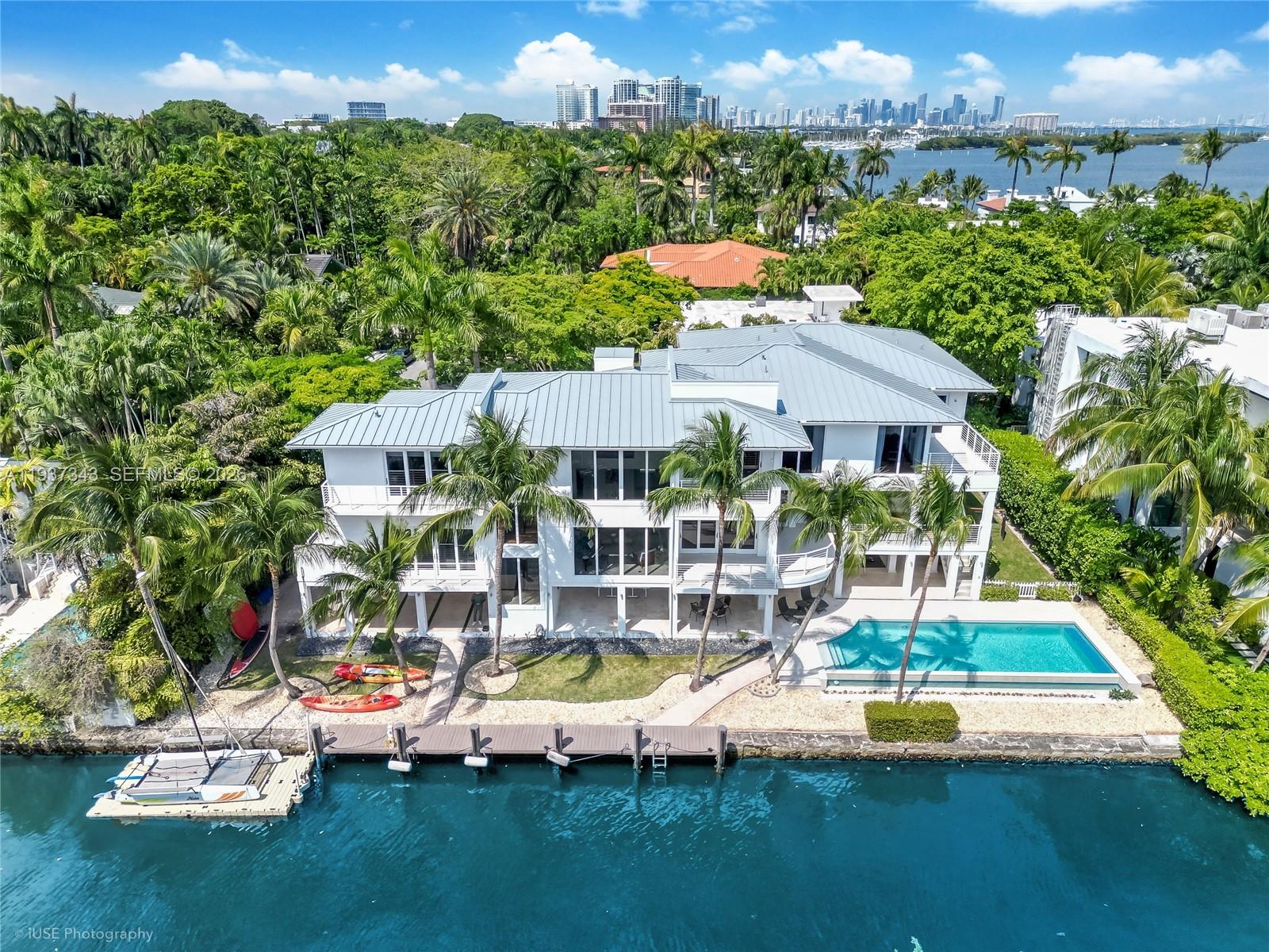 3835 Carole Ct, Miami, Florida 33133, 6 Bedrooms Bedrooms, ,6 BathroomsBathrooms,Residential,For Sale,CANAL ESTATES,Carole Ct,A11937343