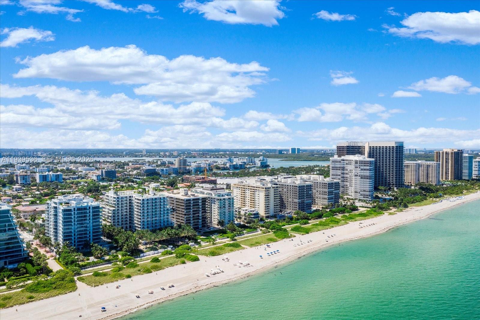 9424 - 9432 Carlyle Ave, Surfside, Florida 33154, 6 Bedrooms Bedrooms, ,4 BathroomsBathrooms,Residential,For Sale,ALTOS DEL MAR #6,Carlyle Ave,A11939536