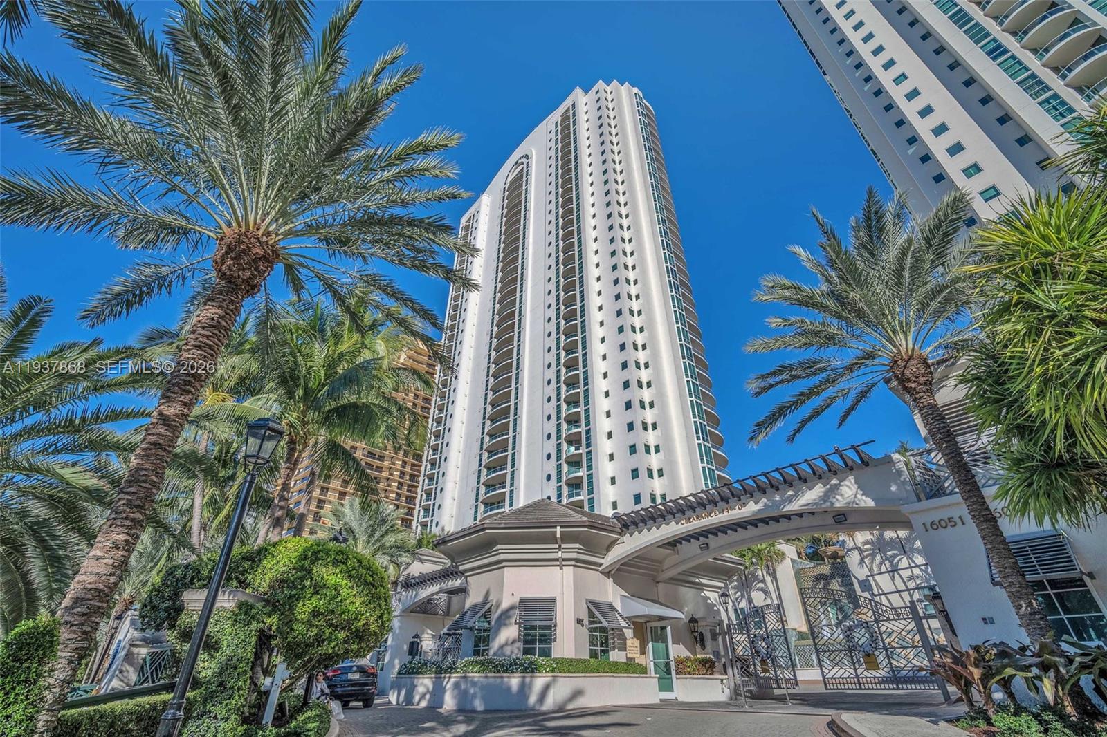 16051 Collins Ave, Sunny Isles Beach, Florida 33160, 3 Bedrooms Bedrooms, ,4 BathroomsBathrooms,Residential Lease,For Rent,TURNBERRY OCEAN COLONY NO,Collins Ave,A11937868