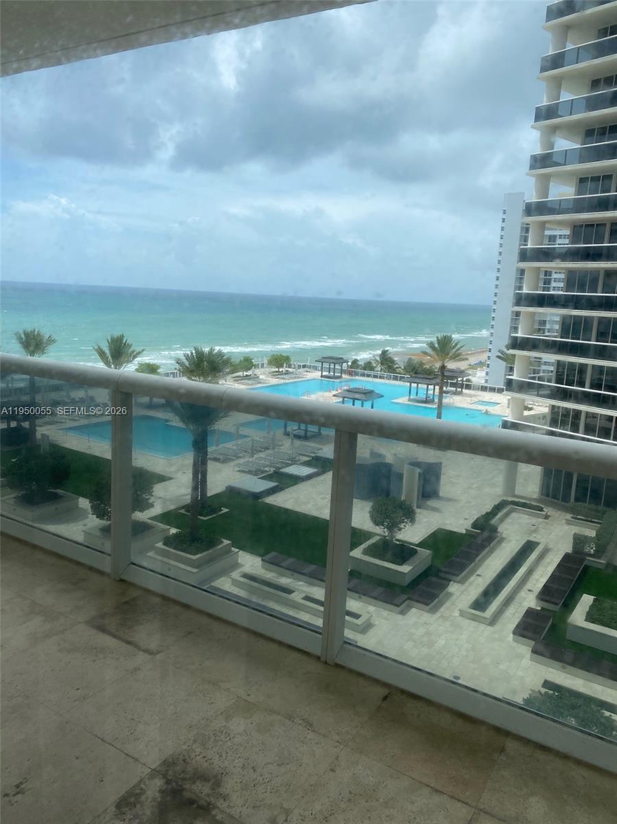 1830 Ocean Dr, Hallandale Beach, Florida 33009, 2 Bedrooms Bedrooms, ,2 BathroomsBathrooms,Residential Lease,For Rent,BEACH CLUB TWO CONDO,Ocean Dr,A11950055