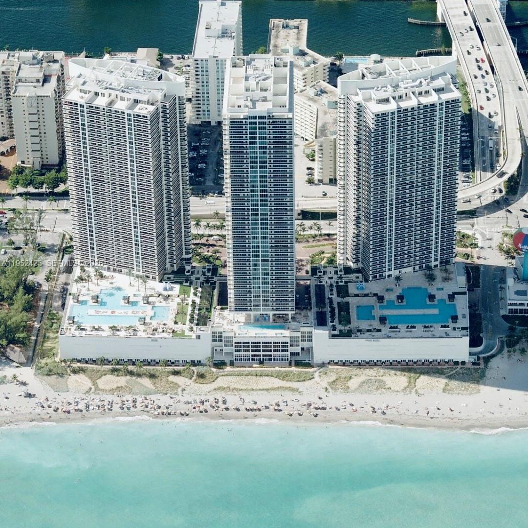 1800 Ocean Dr, Hallandale Beach, Florida 33009, 3 Bedrooms Bedrooms, ,3 BathroomsBathrooms,Residential,For Sale,The Beach Club,Ocean Dr,A11952423