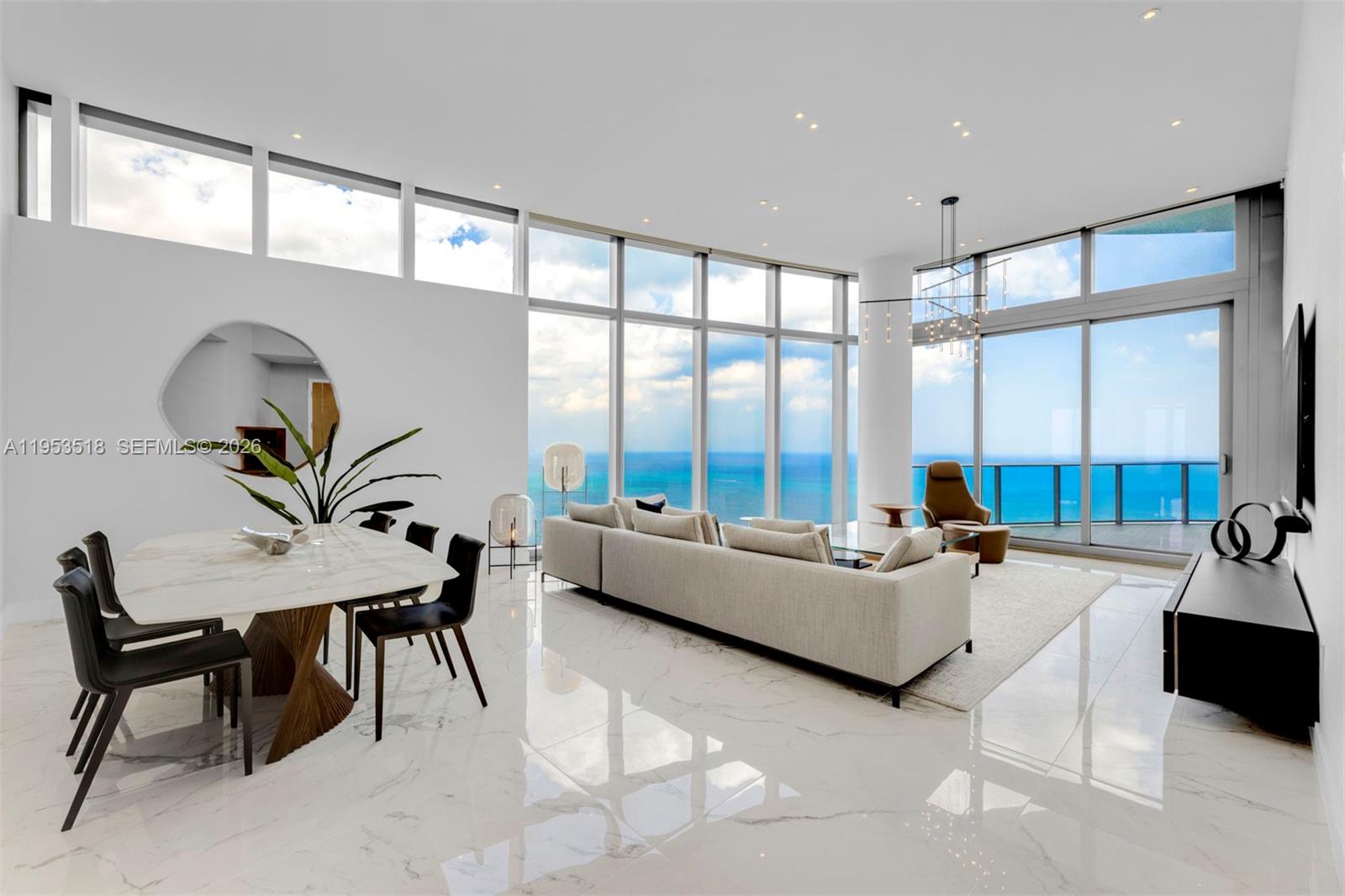 15701 Collins Ave, Sunny Isles Beach, Florida 33160, 3 Bedrooms Bedrooms, ,4 BathroomsBathrooms,Residential Lease,For Rent,Ritz Carlton Residences,Collins Ave,A11953518