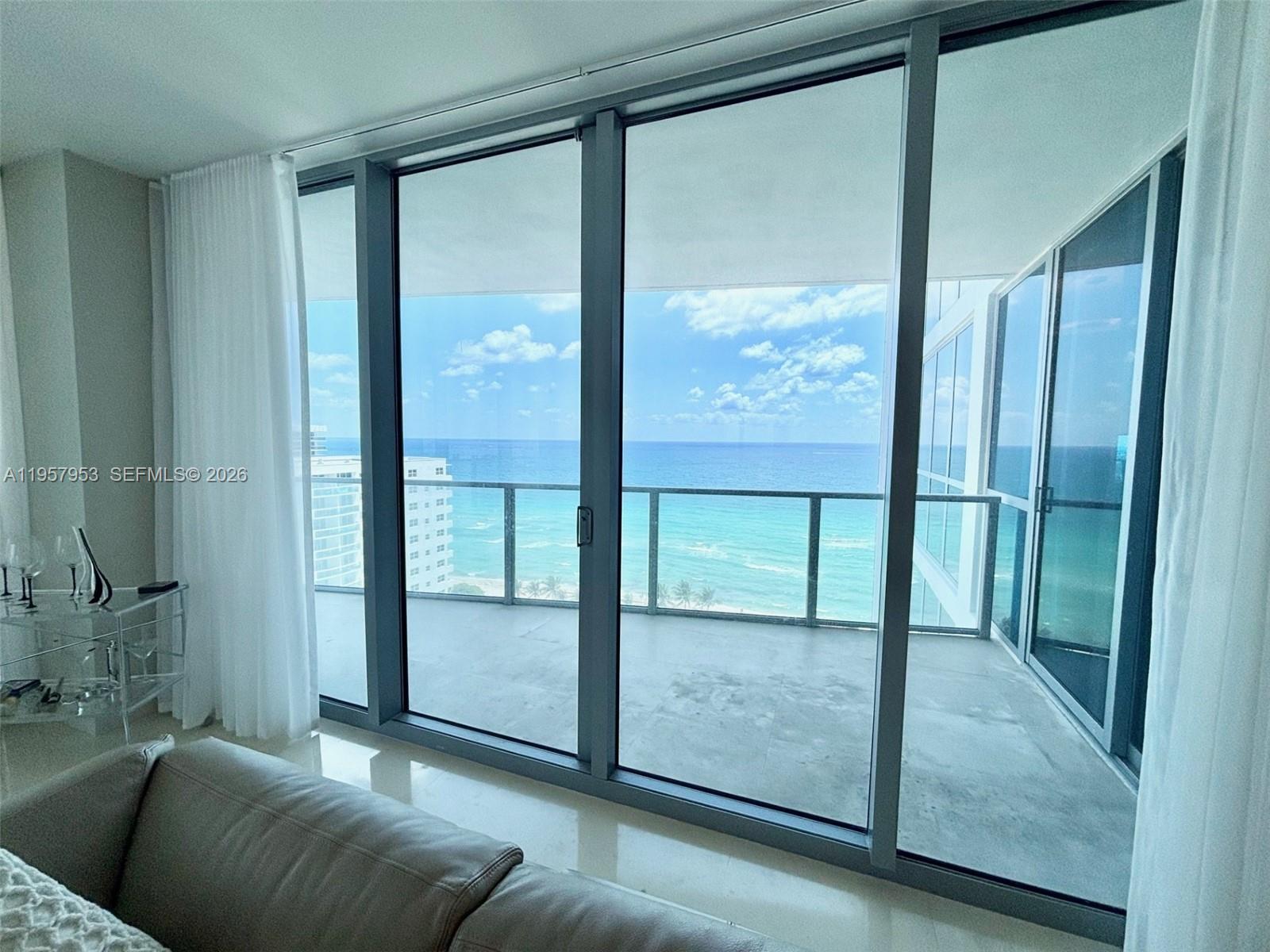 3101 Ocean Dr, Hollywood, Florida 33019, 2 Bedrooms Bedrooms, ,3 BathroomsBathrooms,Residential Lease,For Rent,OCEAN PALMS CONDO,Ocean Dr,A11957953