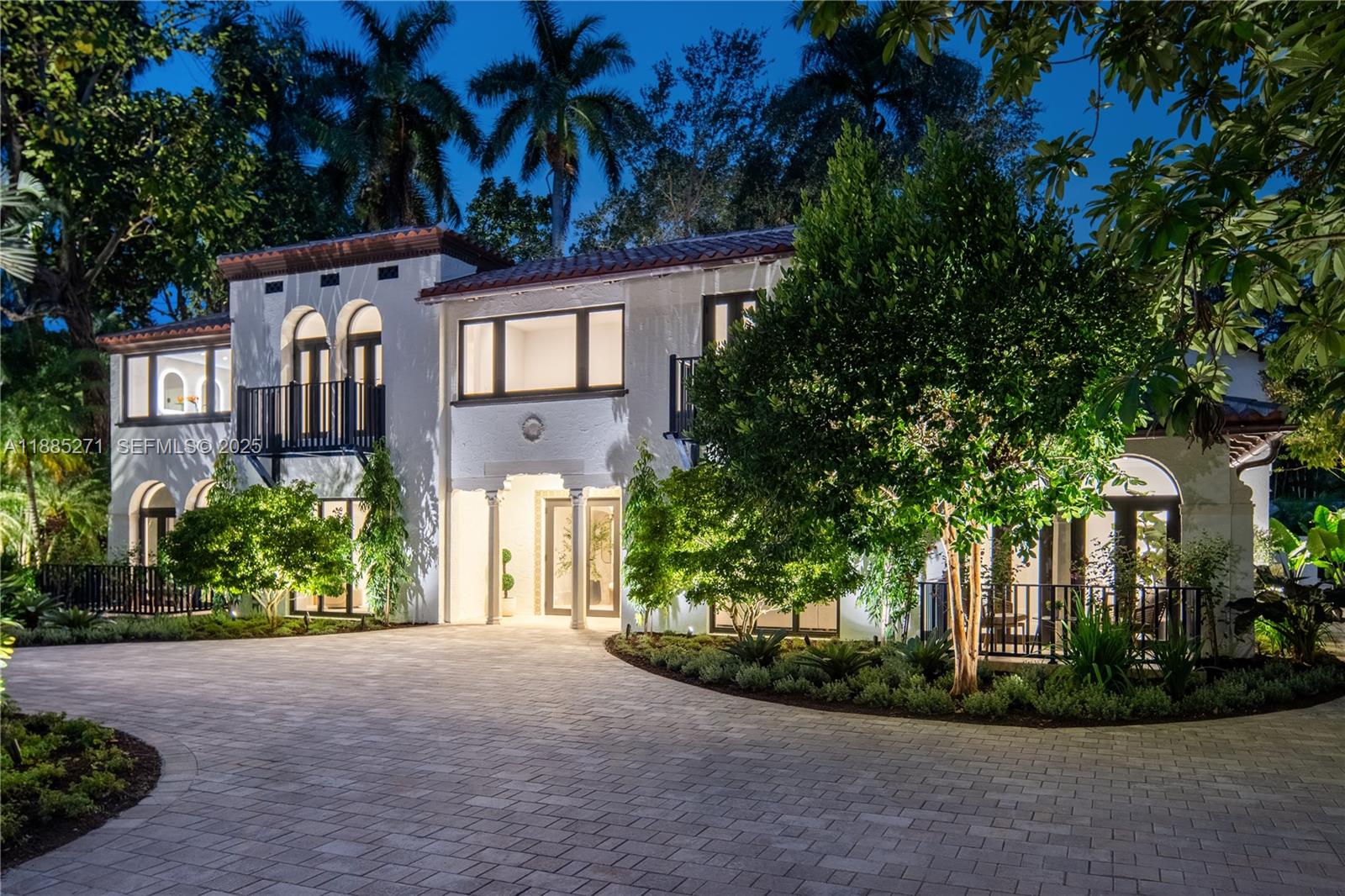 3700 Hibiscus St, Miami, Florida 33133, 6 Bedrooms Bedrooms, ,6 BathroomsBathrooms,Residential,Sold,COCO GVE PK 2 AMD,Hibiscus St,A11885271
