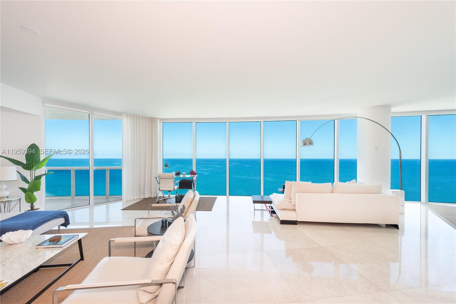2711 Ocean Dr, Hollywood, Florida 33019, 3 Bedrooms Bedrooms, ,3 BathroomsBathrooms,Residential Lease,For Rent,2711 HOLLYWOOD BEACH COND,Ocean Dr,A11959394