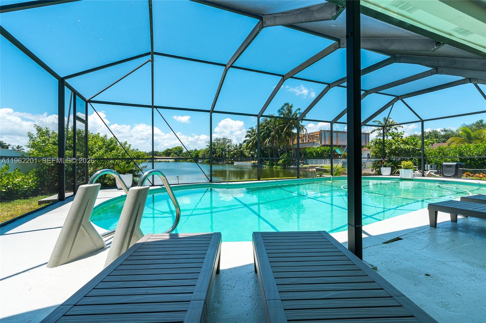 21320 25th Court, Miami, Florida 33180, 3 Bedrooms Bedrooms, ,2 BathroomsBathrooms,Residential Lease,For Rent,SUNSWEPT ISLE,25th Court,A11962201