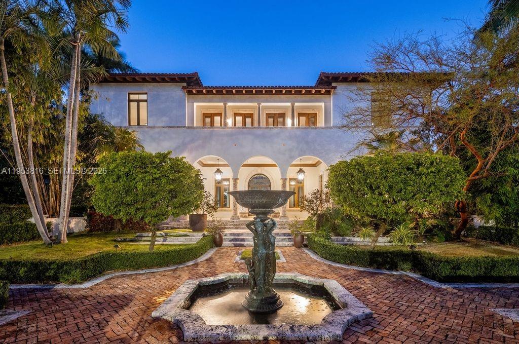 221 Casuarina Concourse, Coral Gables, Florida 33143, 8 Bedrooms Bedrooms, ,8 BathroomsBathrooms,Residential,For Sale,GABLES ESTATES NO 3,Casuarina Concourse,A11953816