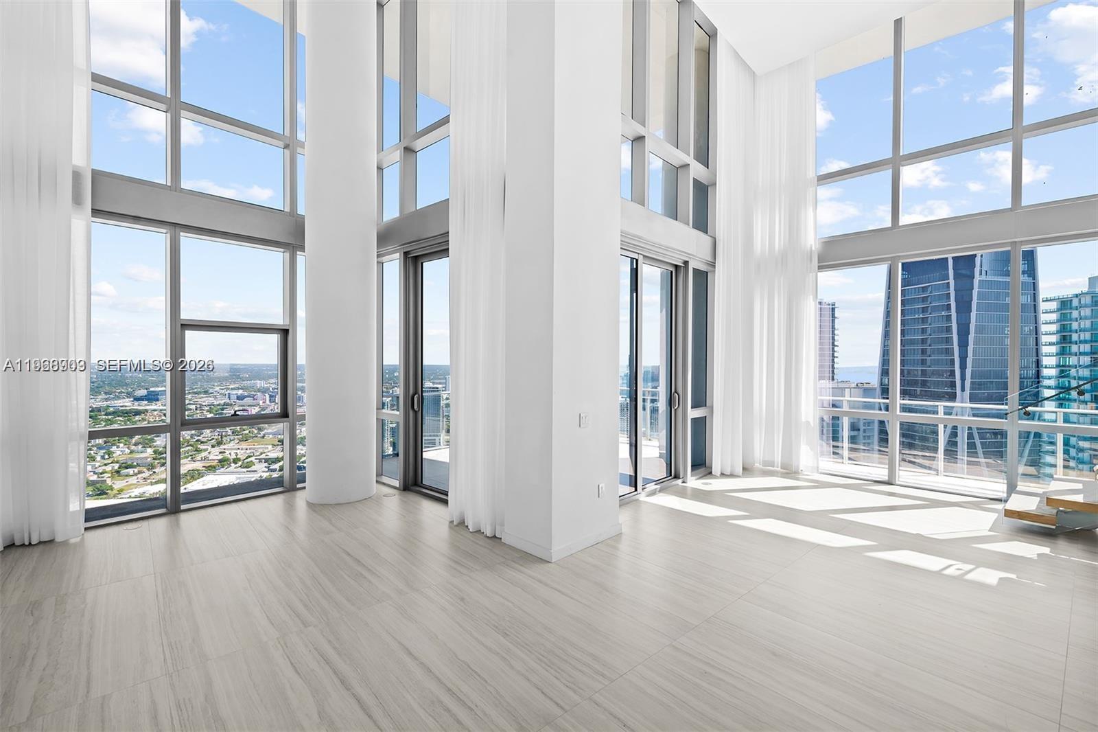 851 1st Ave, Miami, Florida 33132, 4 Bedrooms Bedrooms, ,5 BathroomsBathrooms,Residential,For Sale,PARAMOUNT MIAMI WORLDCENT,1st Ave,A11968903