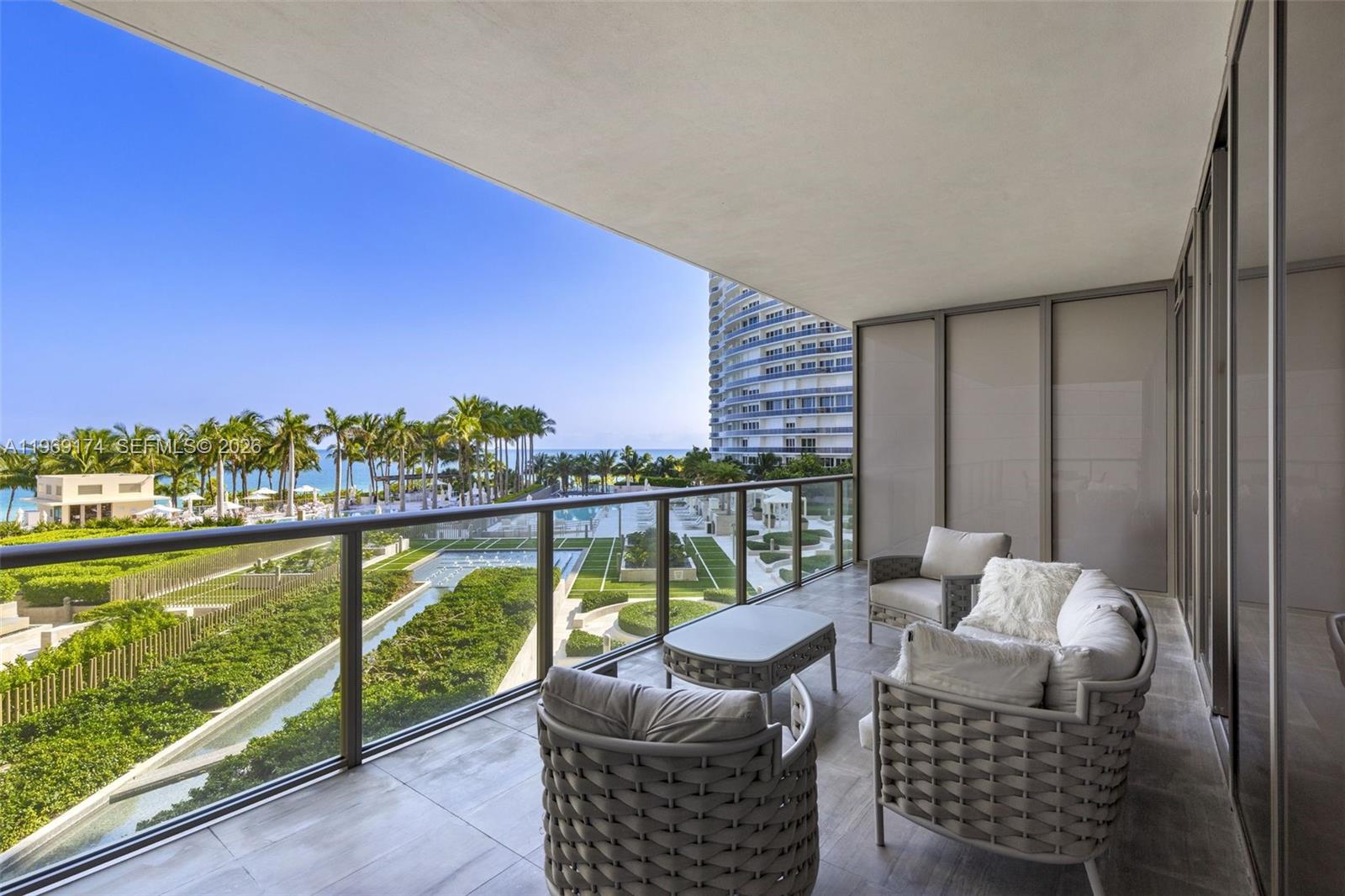 9701 Collins Ave, Bal Harbour, Florida 33154, 2 Bedrooms Bedrooms, ,2 BathroomsBathrooms,Residential Lease,For Rent,BAL HARBOUR NORTH SOUTH C,Collins Ave,A11969174