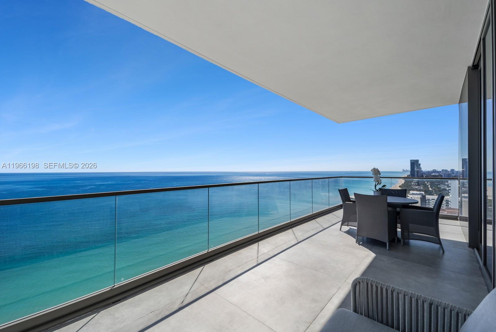 2000 Ocean Dr, Hallandale Beach, Florida 33009, 3 Bedrooms Bedrooms, ,3 BathroomsBathrooms,Residential,For Sale,2000 Ocean,Ocean Dr,A11966198