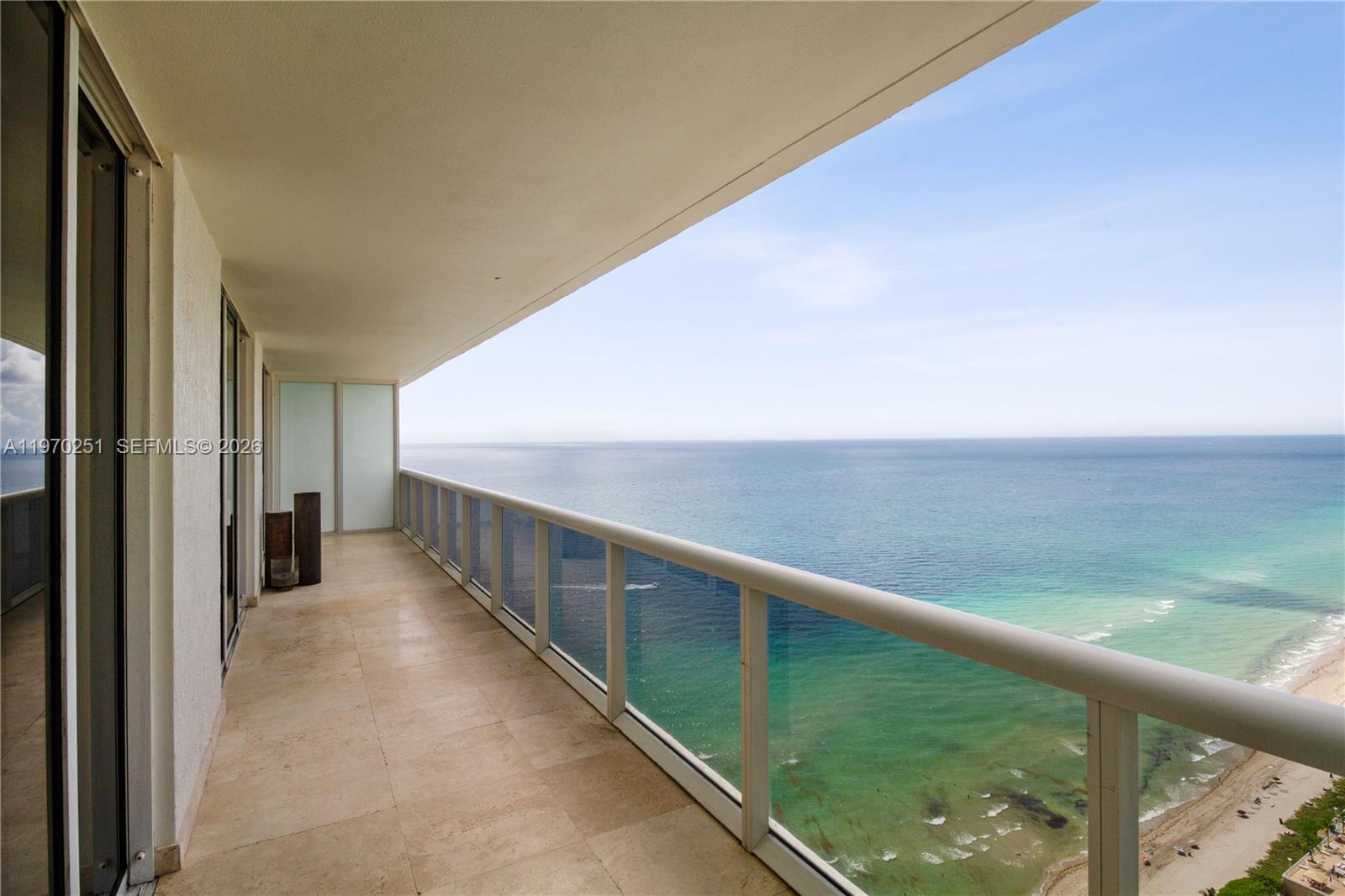1830 Ocean Dr, Hallandale Beach, Florida 33009, 3 Bedrooms Bedrooms, ,3 BathroomsBathrooms,Residential Lease,For Rent,BEACH CLUB TWO,Ocean Dr,A11970251