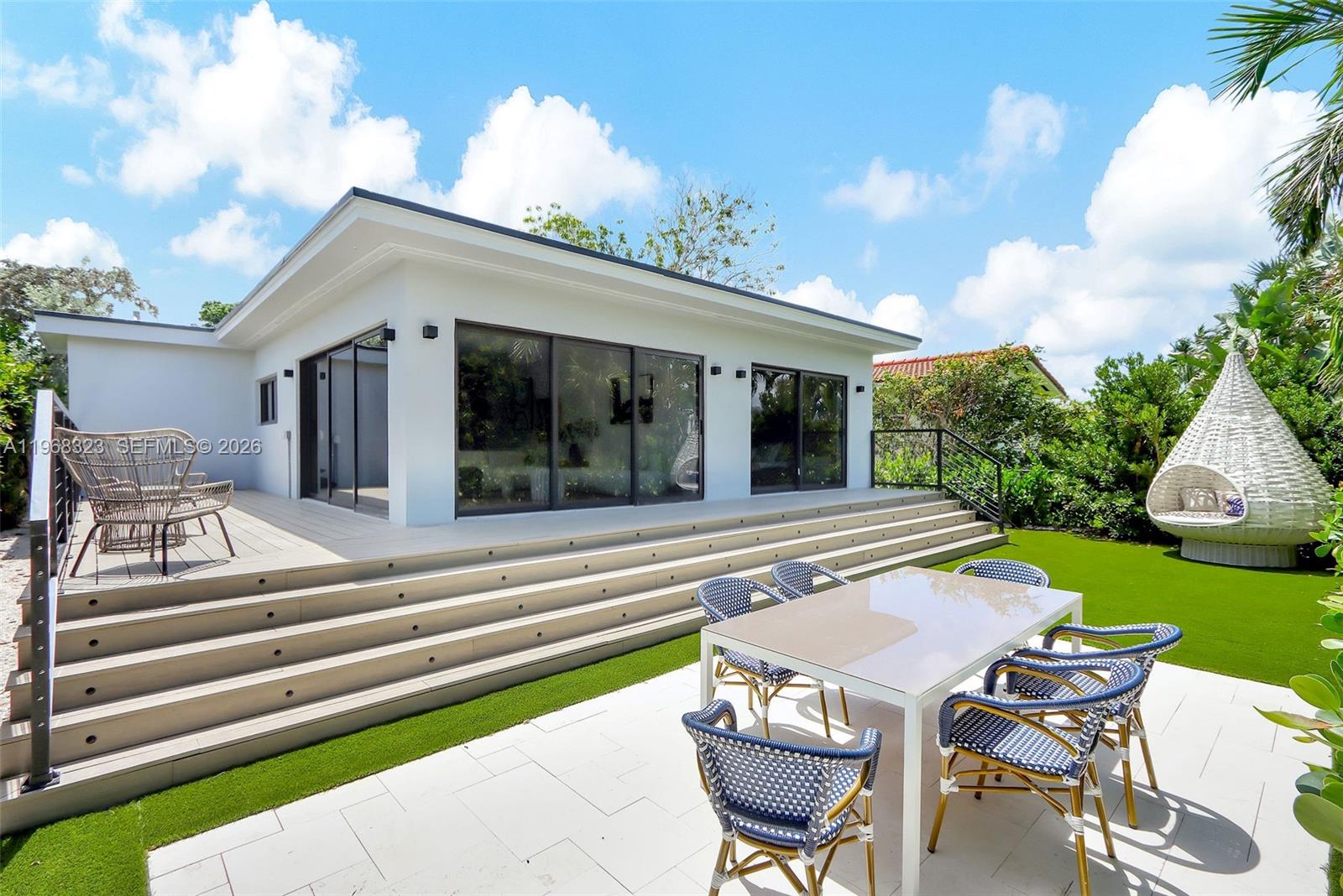 9048 Dickens Ave, Surfside, Florida 33154, 3 Bedrooms Bedrooms, ,3 BathroomsBathrooms,Residential,For Sale,ALTOS DEL MAR NO 4,Dickens Ave,A11968323