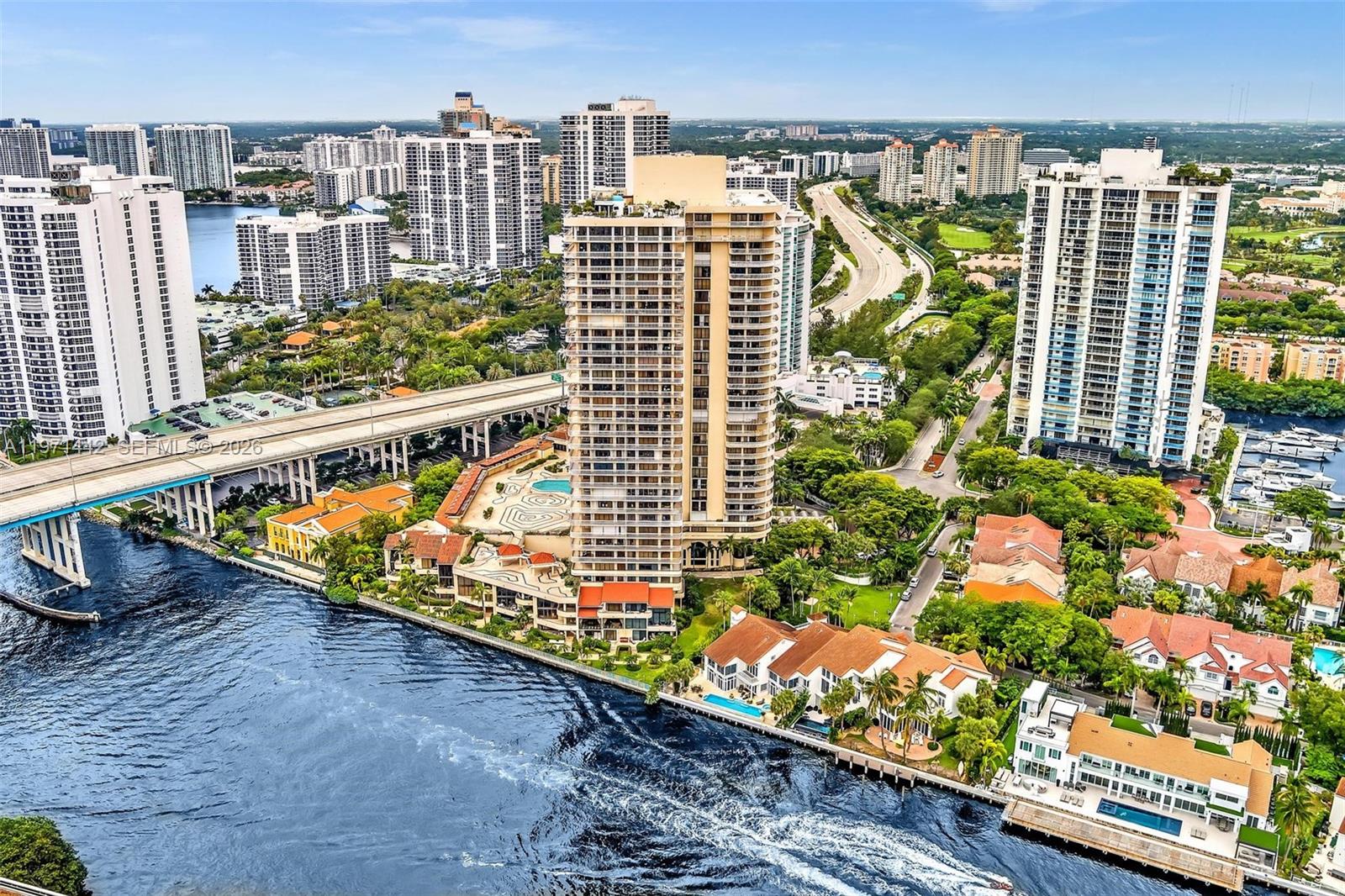 19355 Turnberry Way, Aventura, Florida 33180, 3 Bedrooms Bedrooms, ,2 BathroomsBathrooms,Residential Lease,For Rent,TURNBERRY TOWERS CONDO,Turnberry Way,A11971442