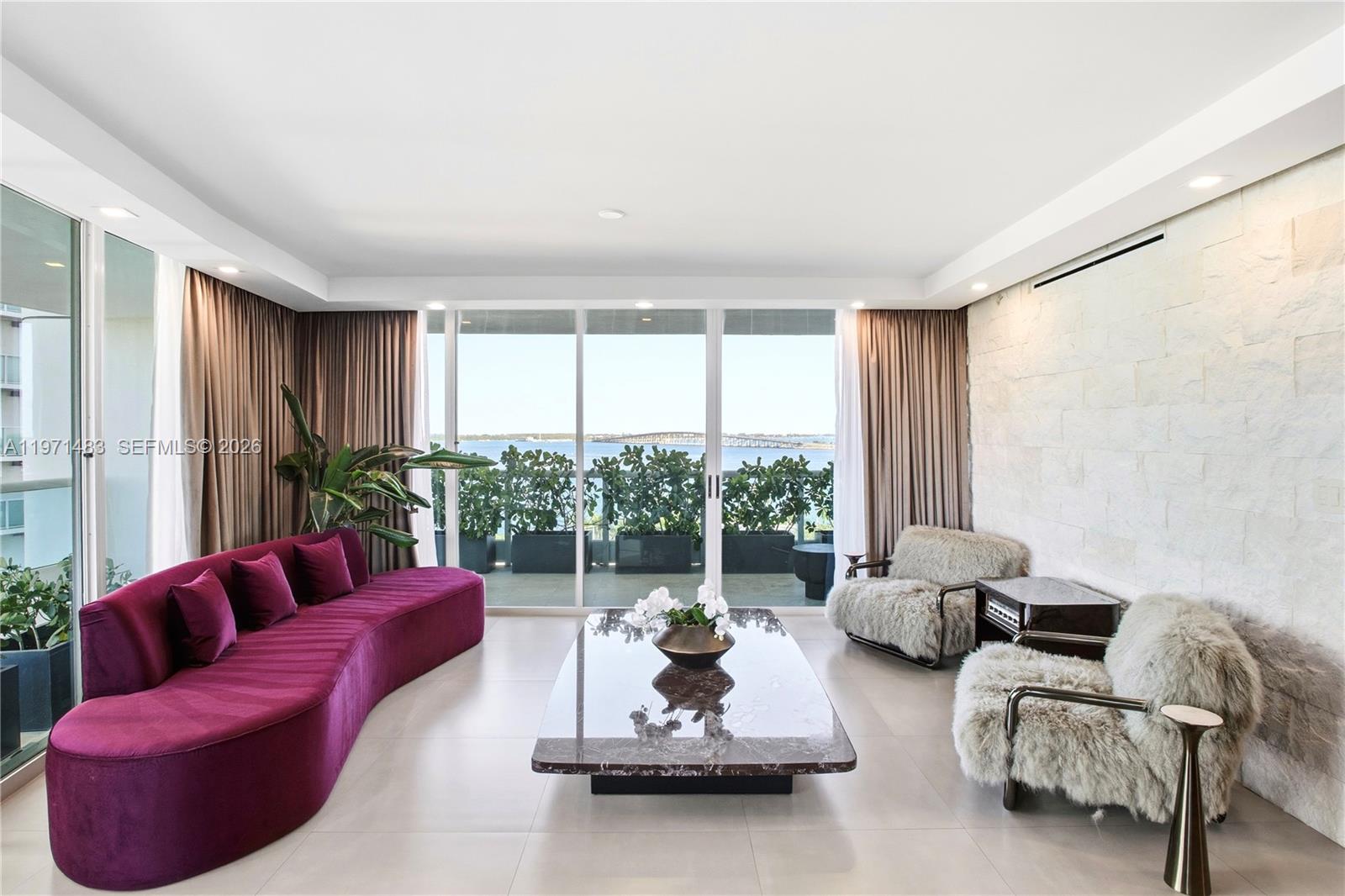 2127 Brickell Avenue, Miami, Florida 33129, 2 Bedrooms Bedrooms, ,2 BathroomsBathrooms,Residential Lease,For Rent,BRISTOL TOWER CONDO,Brickell Avenue,A11971483