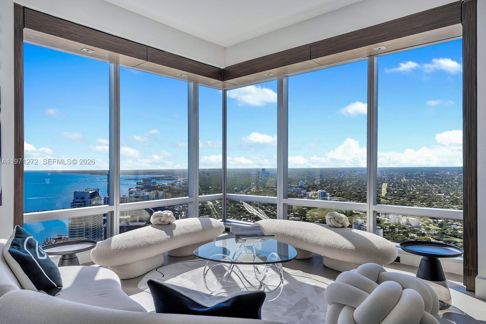 1425 Brickell Ave, Miami, Florida 33131, 3 Bedrooms Bedrooms, ,5 BathroomsBathrooms,Residential,For Sale,THE FOUR SEASONS RES,Brickell Ave,A11971272