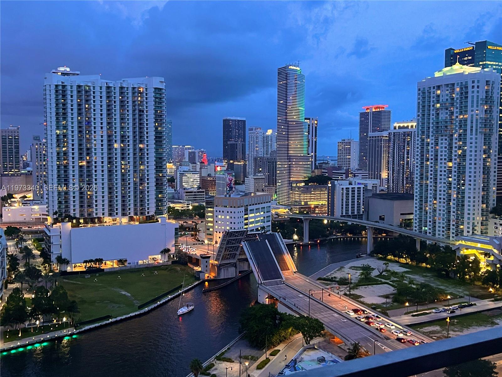 88 7th St, Miami, Florida 33130, 3 Bedrooms Bedrooms, ,3 BathroomsBathrooms,Residential Lease,For Rent,RISE CONDO,7th St,A11973340
