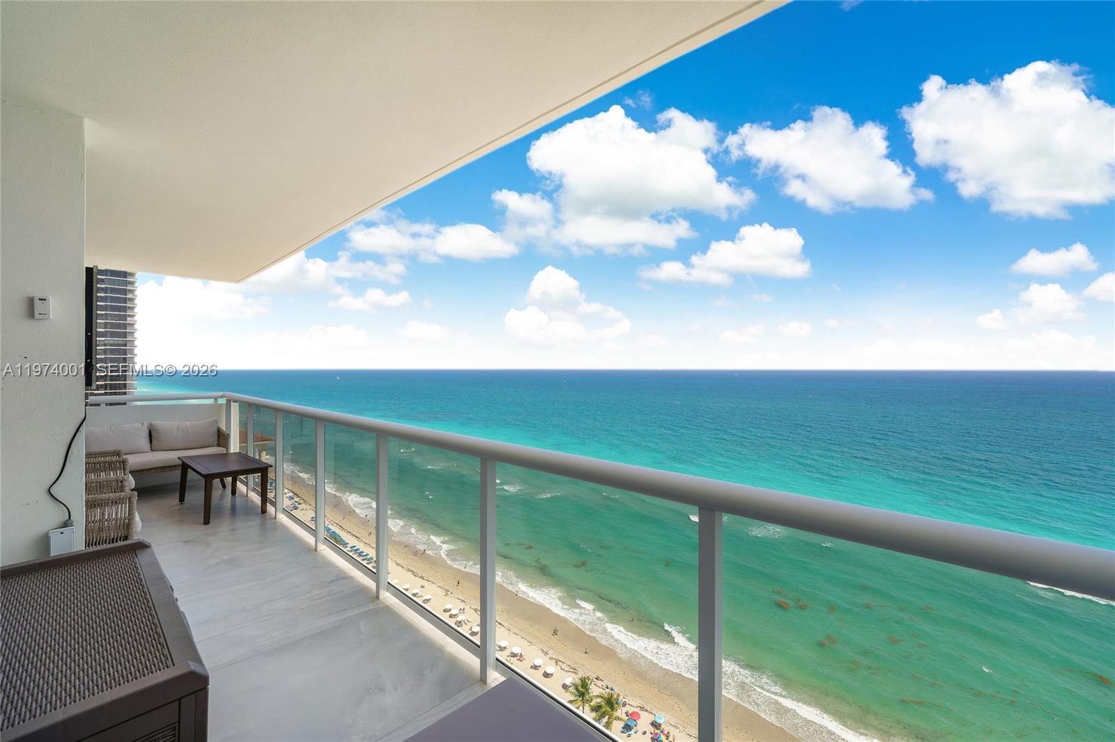 3140 Ocean Dr, Hallandale Beach, Florida 33009, 2 Bedrooms Bedrooms, ,2 BathroomsBathrooms,Residential Lease,For Rent,PARKER TOWER CONDO,Ocean Dr,A11974001