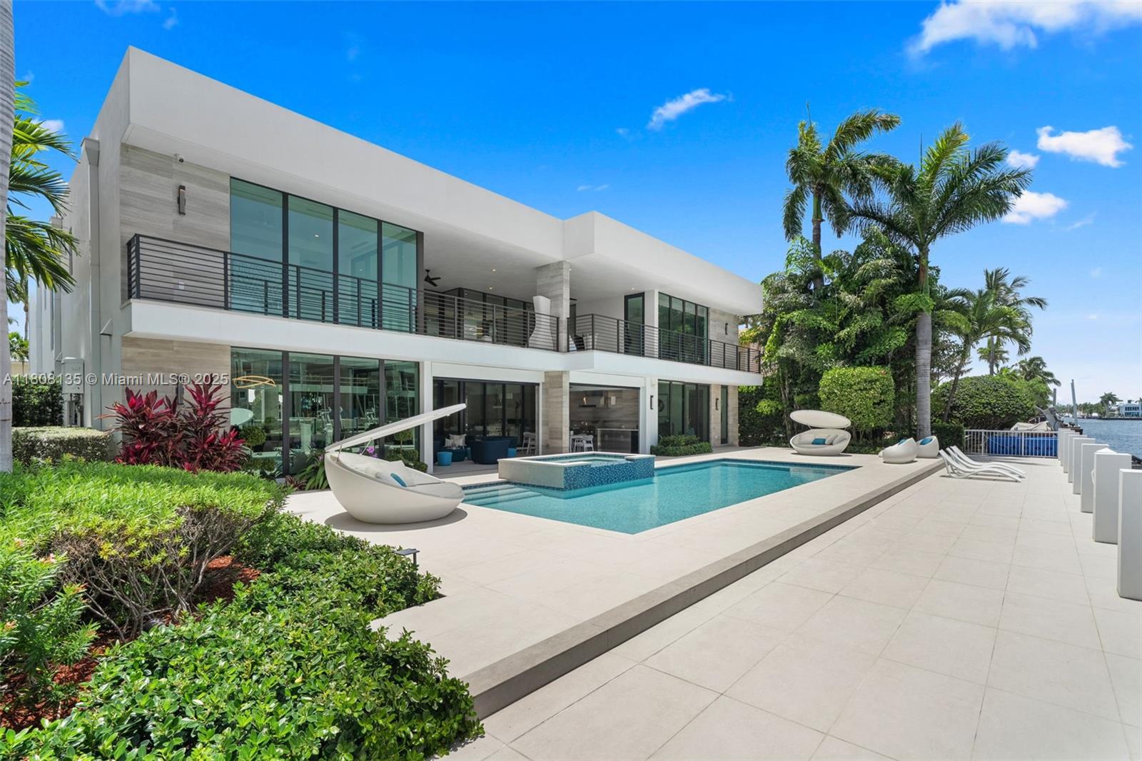 2519 Lucille Dr, Fort Lauderdale, Florida 33316, 6 Bedrooms Bedrooms, ,6 BathroomsBathrooms,Residential,Sold,LUCILLE ISLAND,Lucille Dr,A11808135