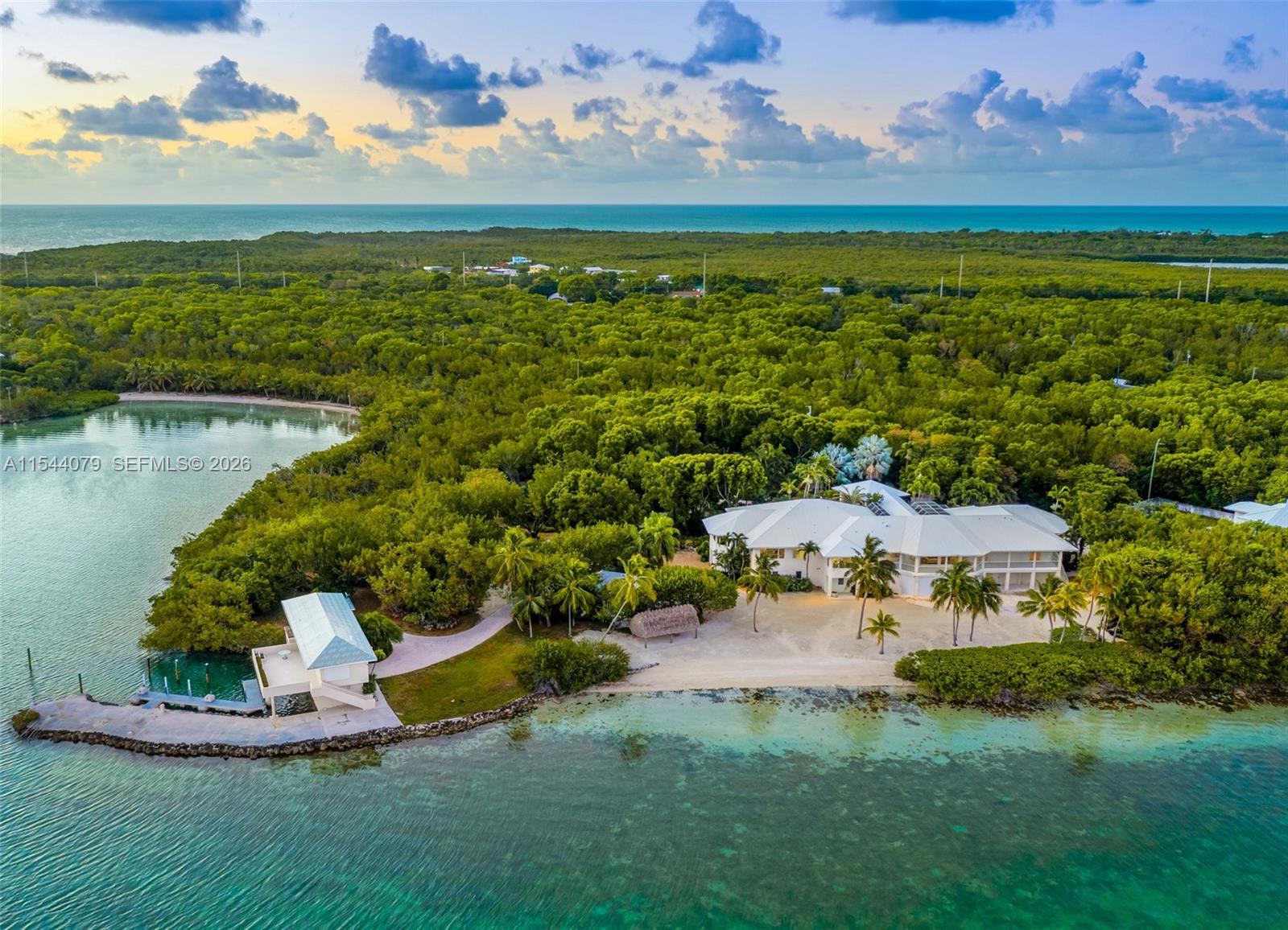 94100 Overseas Hwy, Key Largo, Florida 33070, 8 Bedrooms Bedrooms, ,10 BathroomsBathrooms,Residential,Sold,MATECUMBE SUB LOTS 3 & 4,Overseas Hwy,A11544079