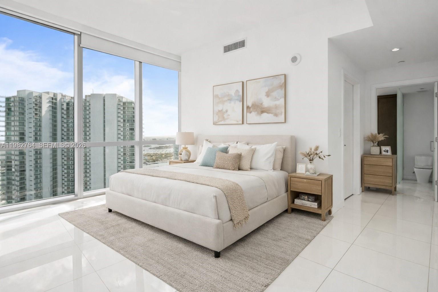 851 1st Ave, Miami, Florida 33132, 3 Bedrooms Bedrooms, ,4 BathroomsBathrooms,Residential,For Sale,PARAMOUNT MIAMI WORLDCENT,1st Ave,A11982764