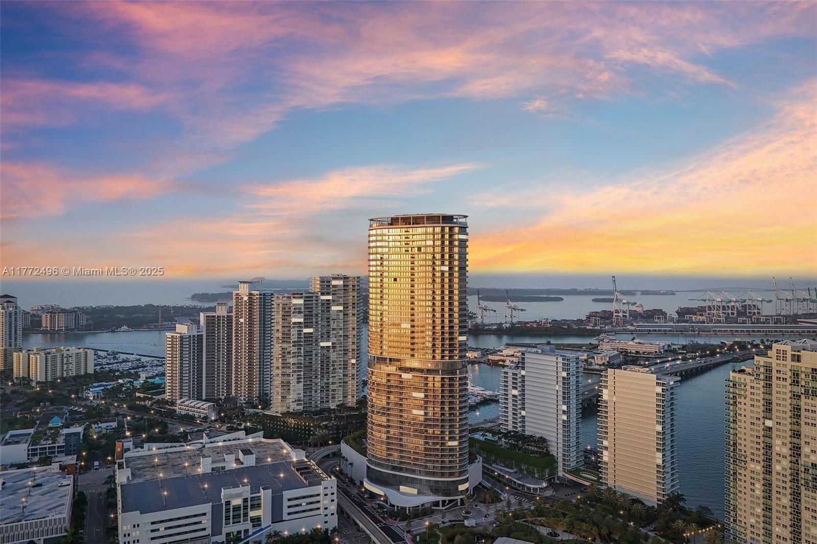 501 West Ave, Miami Beach, Florida 33139, 4 Bedrooms Bedrooms, ,4 BathroomsBathrooms,Residential,Sold,Five Park Miami Beach,West Ave,A11772496