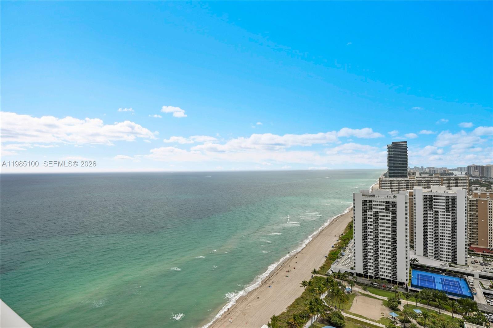 1830 Ocean Dr, Hallandale Beach, Florida 33009, 3 Bedrooms Bedrooms, ,3 BathroomsBathrooms,Residential,For Sale,BEACH CLUB TWO,Ocean Dr,A11985100