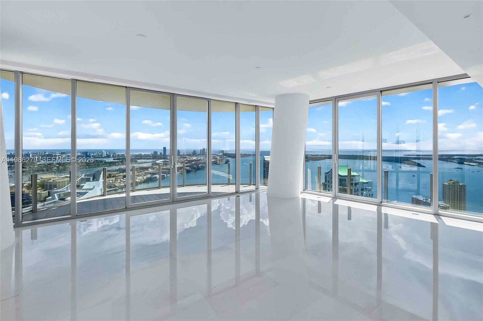 300 Biscayne Blvd Way, Miami, Florida 33131, 4 Bedrooms Bedrooms, ,5 BathroomsBathrooms,Residential,For Sale,Aston Martin Residences,Biscayne Blvd Way,A11986279