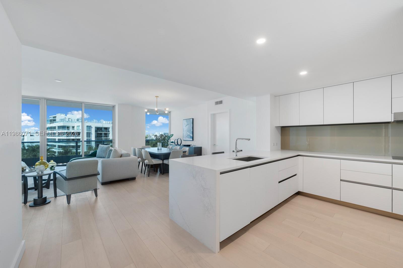 9221 Bay Harbor Drive, Bay Harbor Islands, Florida 33154, 2 Bedrooms Bedrooms, ,2 BathroomsBathrooms,Residential Lease,For Rent,Bay Harbor Islands,Bay Harbor Drive,A11986071