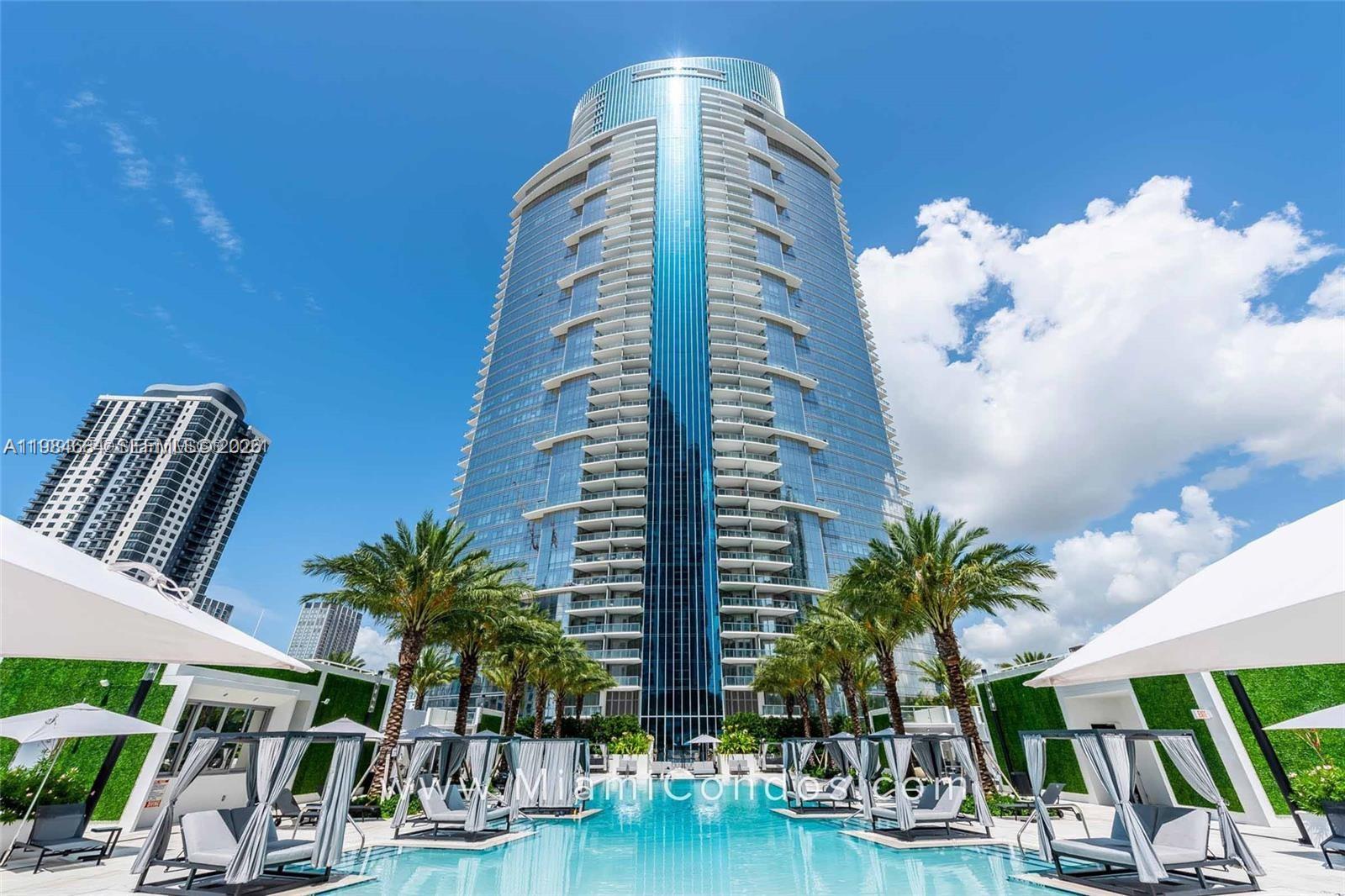 851 1st Ave, Miami, Florida 33132, 3 Bedrooms Bedrooms, ,4 BathroomsBathrooms,Residential,For Sale,PARAMOUNT MIAMI WORLD,1st Ave,A11984684