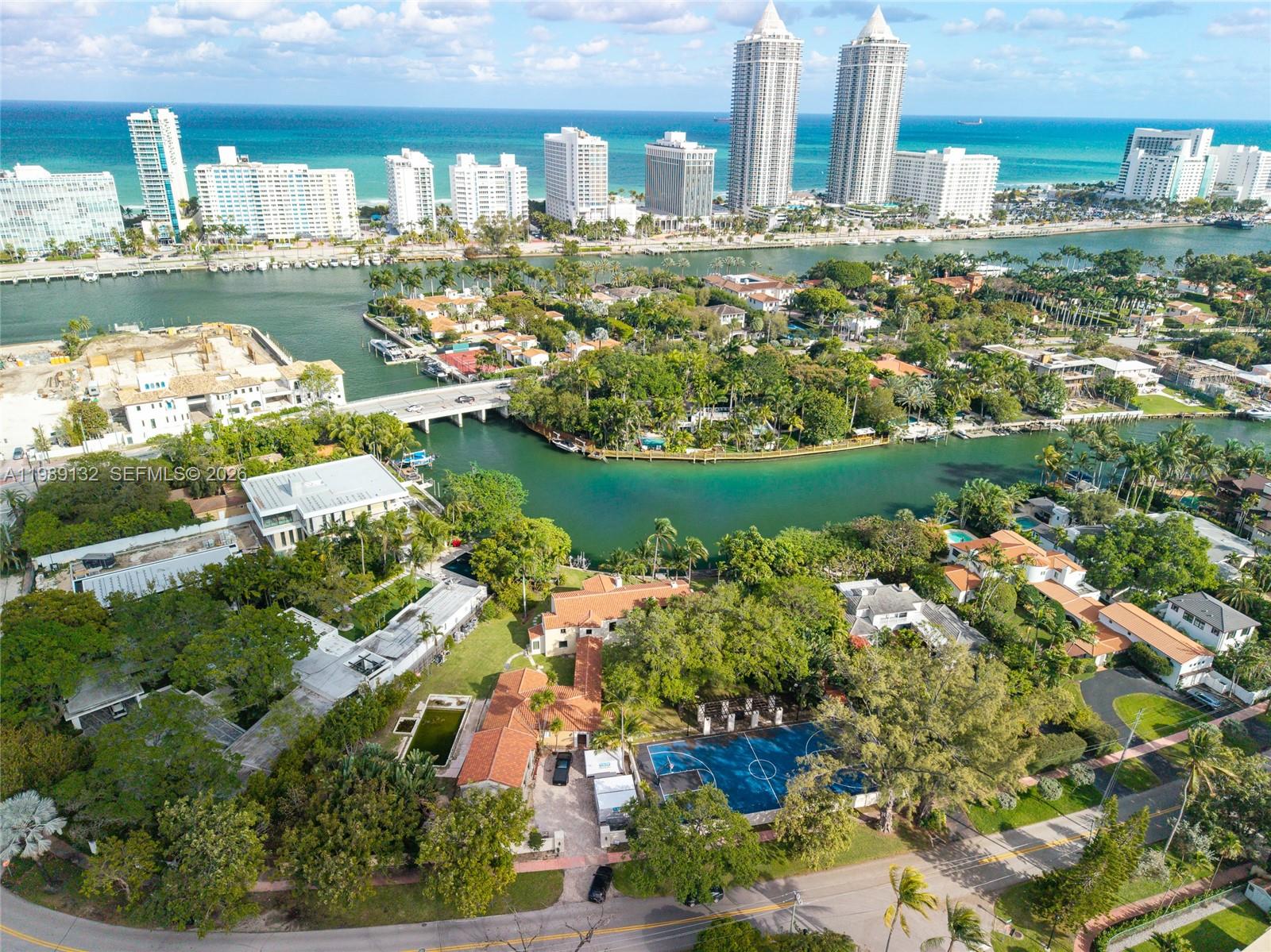 5005 Lakeview Dr, Miami Beach, Florida 33140, 6 Bedrooms Bedrooms, ,5 BathroomsBathrooms,Residential,For Sale,LAKE VIEW SUB,Lakeview Dr,A11989132