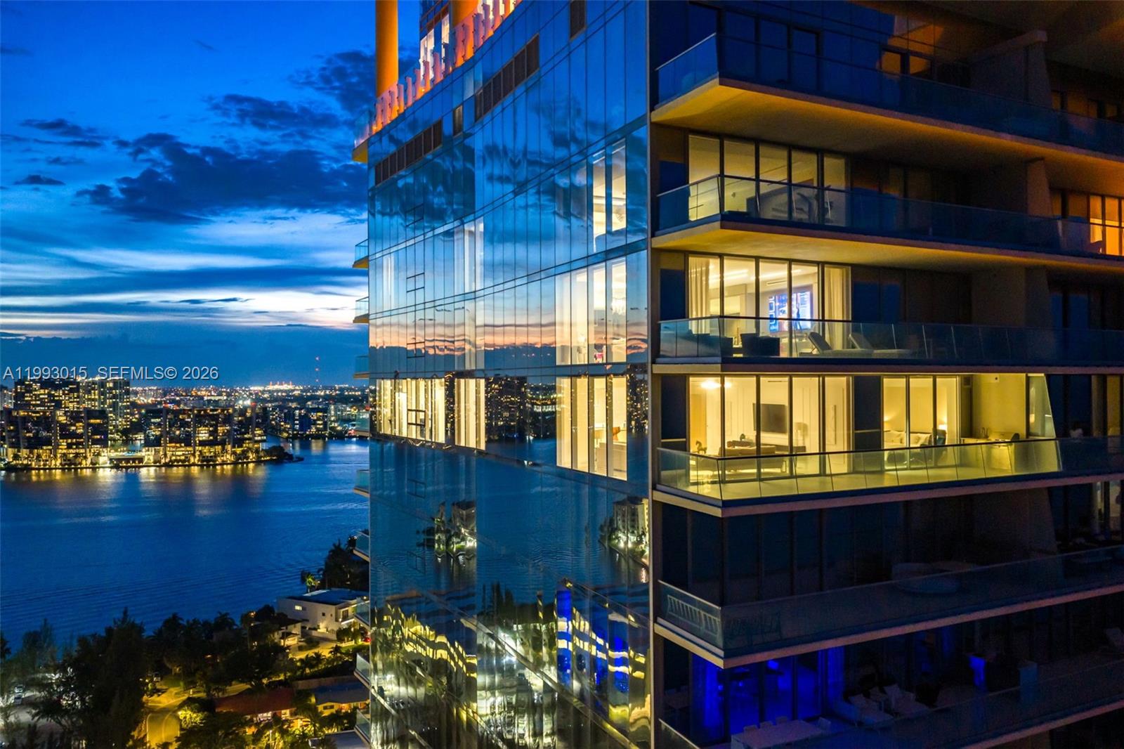 18501 Collins Ave, Sunny Isles Beach, Florida 33160, 4 Bedrooms Bedrooms, ,5 BathroomsBathrooms,Residential,For Sale,Turnberry Ocean Club,Collins Ave,A11993015