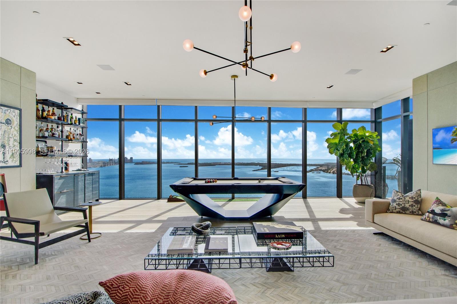 1451 Brickell Ave, Miami, Florida 33131, 2 Bedrooms Bedrooms, ,2 BathroomsBathrooms,Residential,For Sale,ECHO,Brickell Ave,A11995998