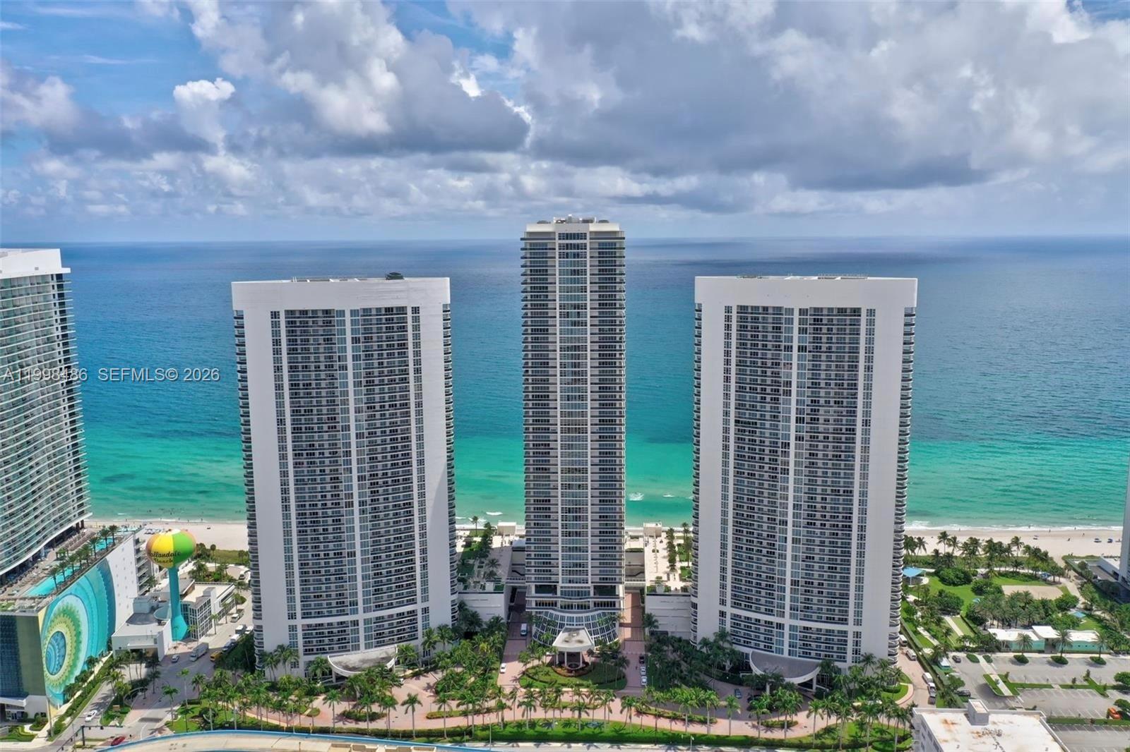 1830 Ocean Dr, Hallandale Beach, Florida 33009, 3 Bedrooms Bedrooms, ,3 BathroomsBathrooms,Residential Lease,For Rent,BEACH CLUB TWO CONDO,Ocean Dr,A11998486