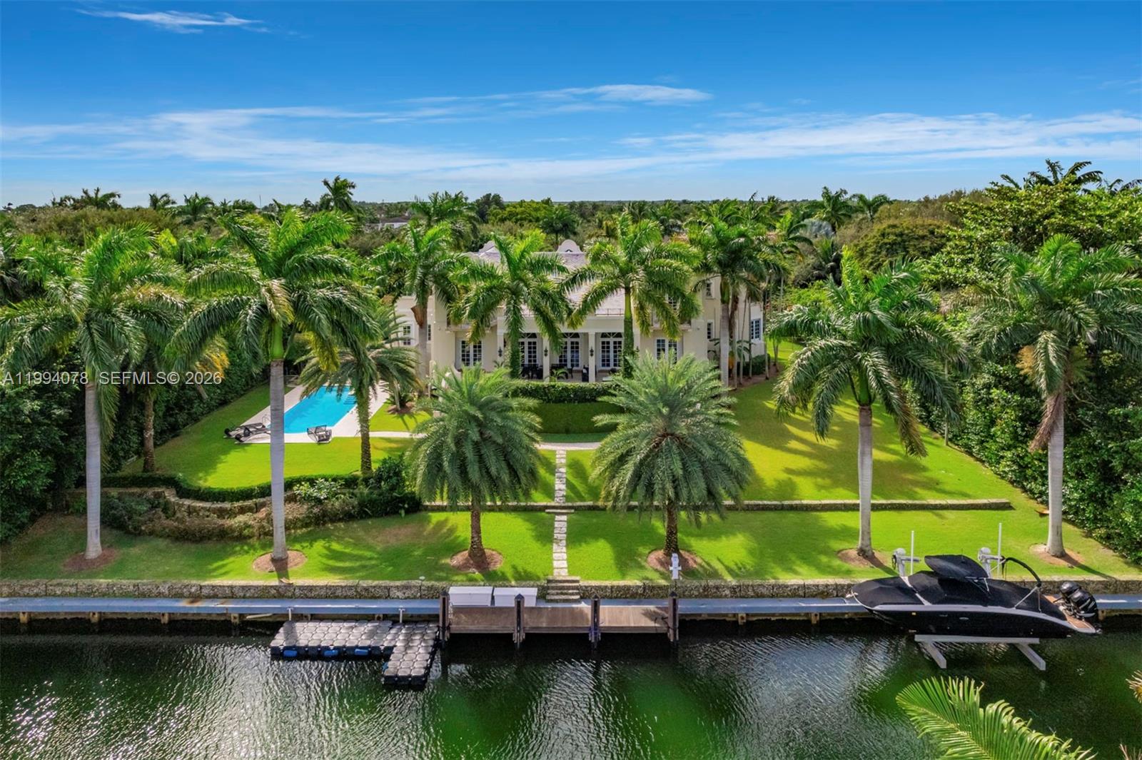 585 Arvida Pkwy, Coral Gables, Florida 33156, 6 Bedrooms Bedrooms, ,6 BathroomsBathrooms,Residential,For Sale,GABLES ESTATES NO 3,Arvida Pkwy,A11994078