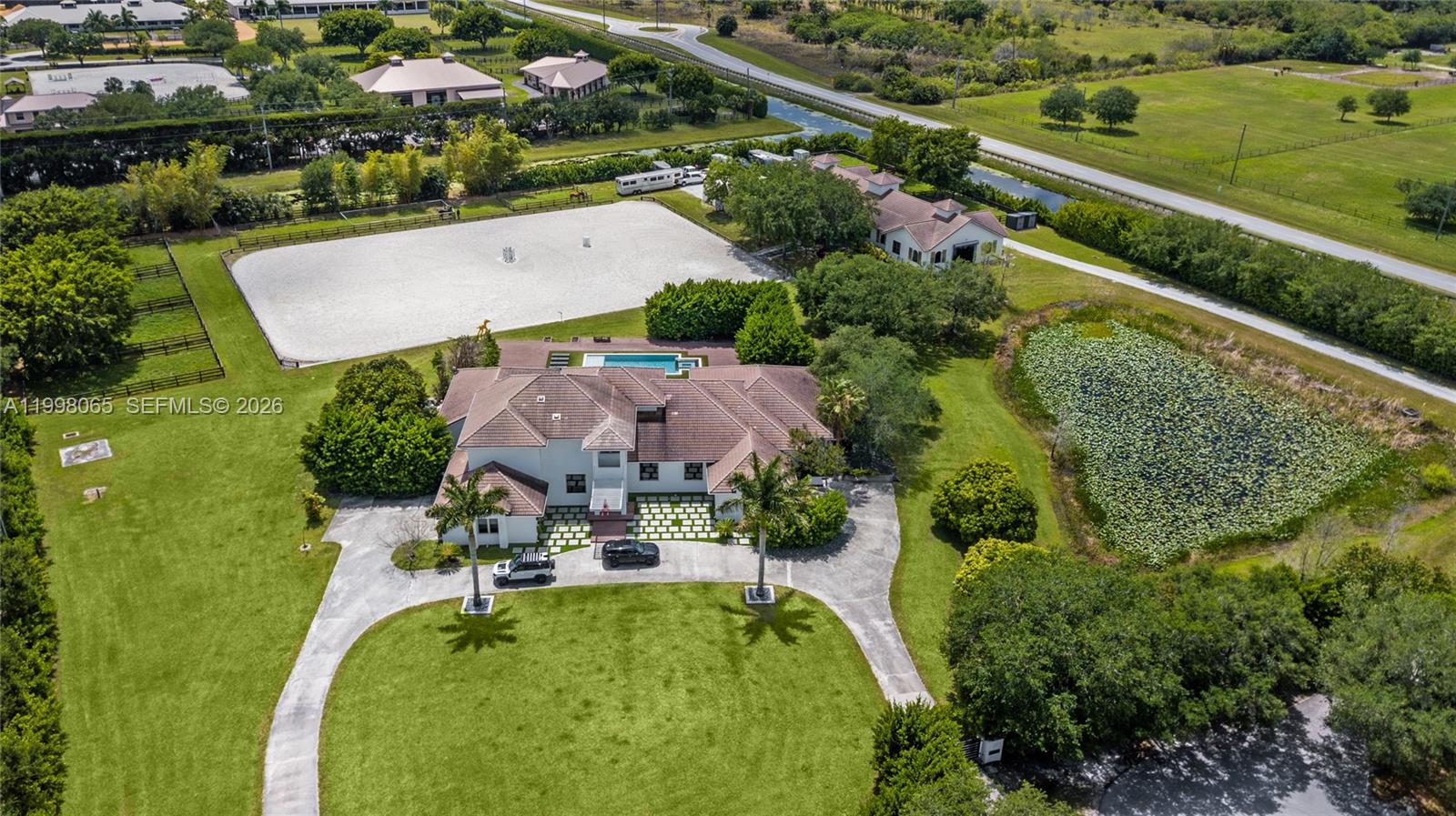 15722 Sunnyland Ln, Wellington, Florida 33414, 8 Bedrooms Bedrooms, ,9 BathroomsBathrooms,Residential,For Sale,PALM BEACH POINT,Sunnyland Ln,A11998065