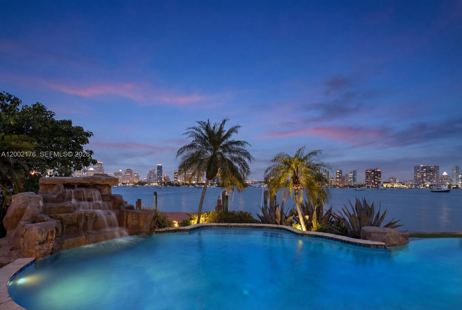 432 Hibiscus Dr, Miami Beach, Florida 33139, 5 Bedrooms Bedrooms, ,6 BathroomsBathrooms,Residential,For Sale,HIBISCUS ISLAND,Hibiscus Dr,A12002176