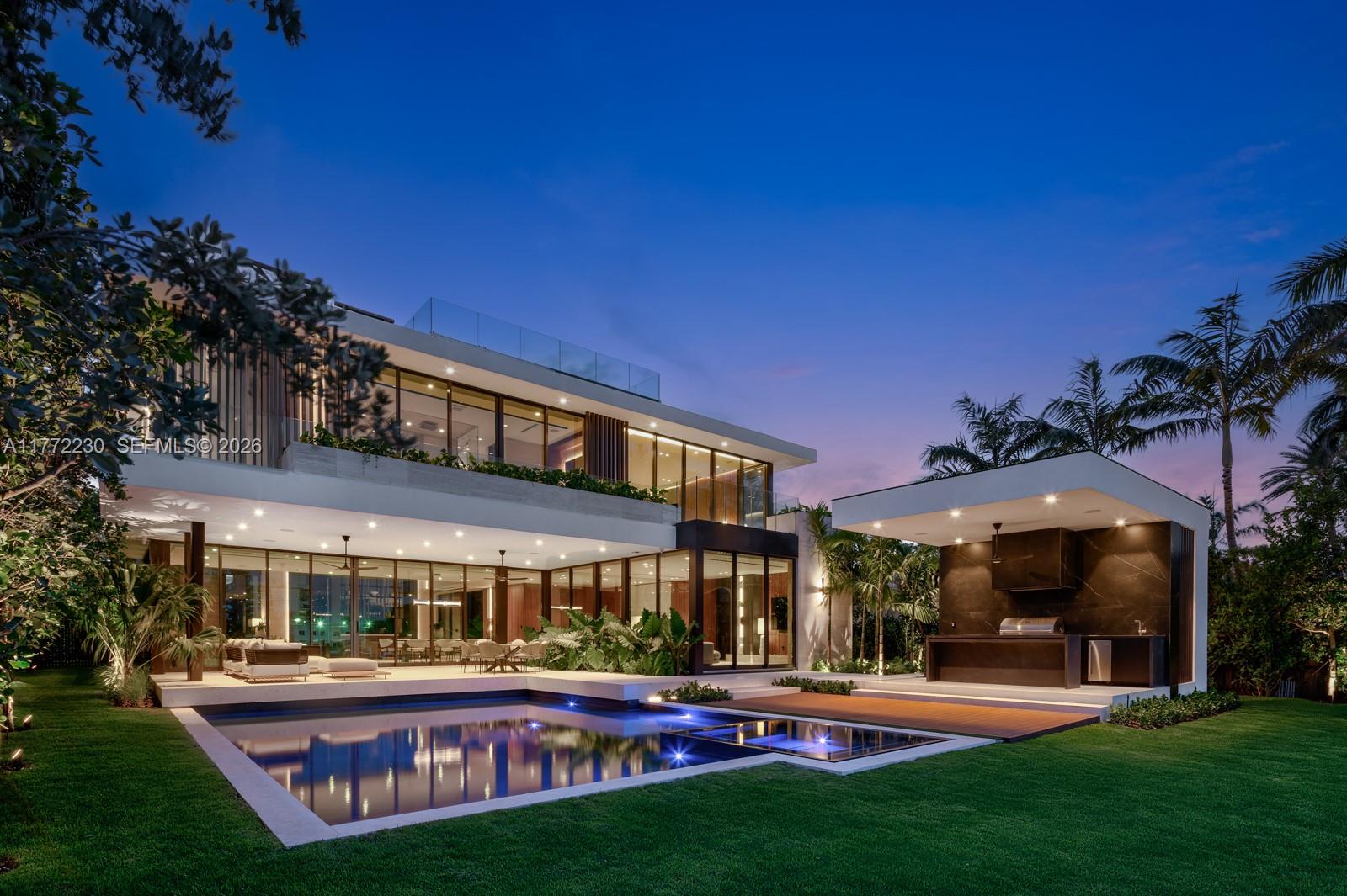 5515 Pine Tree Dr, Miami Beach, Florida 33140, 7 Bedrooms Bedrooms, ,7 BathroomsBathrooms,Residential,Sold,BEACH VIEW SUB,Pine Tree Dr,A11772230