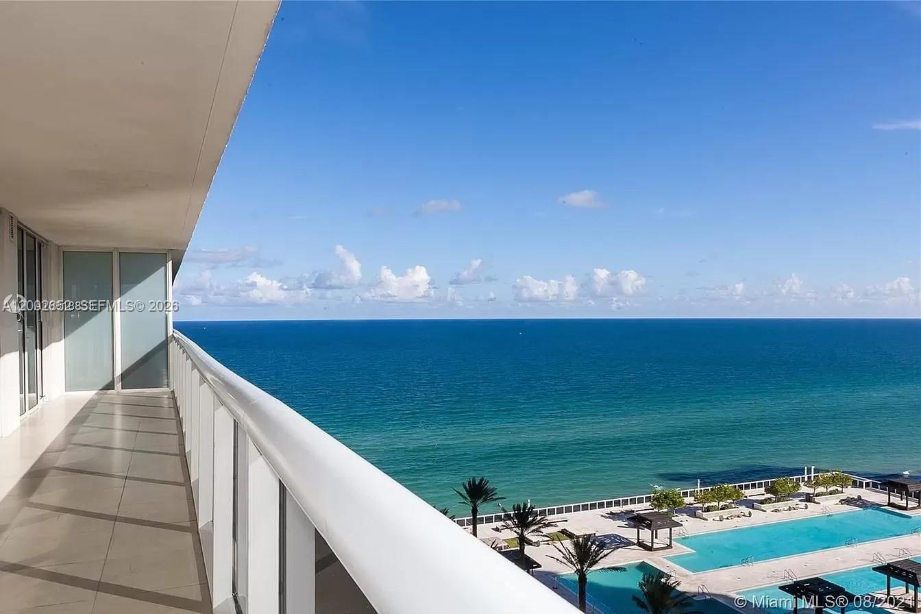 1830 Ocean Dr, Hallandale Beach, Florida 33009, 2 Bedrooms Bedrooms, ,2 BathroomsBathrooms,Residential Lease,For Rent,BEACH CLUB TWO CONDO,Ocean Dr,A12002852