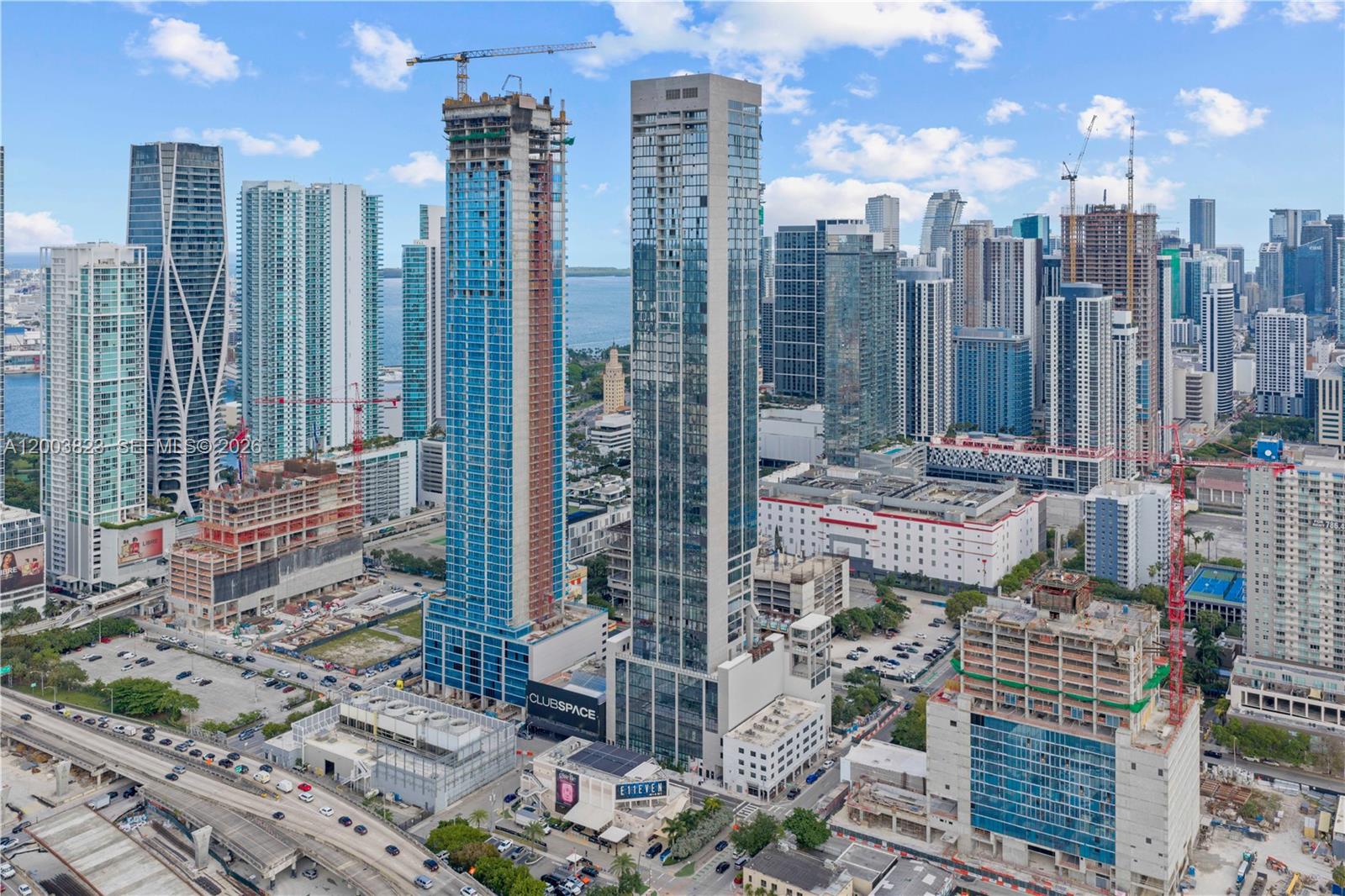 20 11th St, Miami, Florida 33132, 2 Bedrooms Bedrooms, ,2 BathroomsBathrooms,Residential,For Sale,E11even Residences,11th St,A12003823