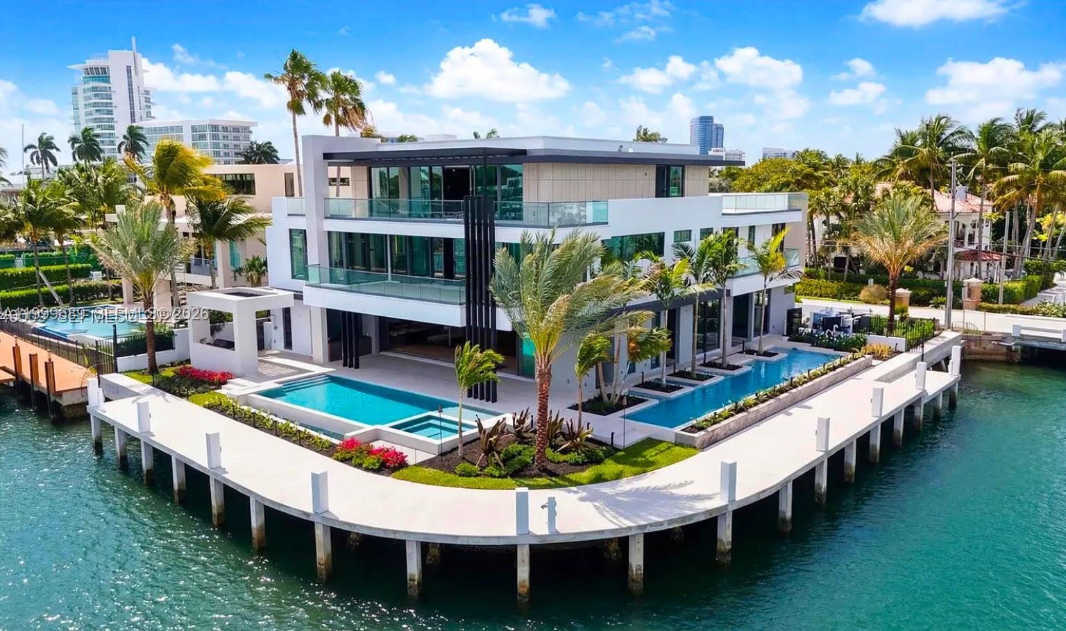 1400 Lake Dr, Fort Lauderdale, Florida 33316, 7 Bedrooms Bedrooms, ,10 BathroomsBathrooms,Residential,For Sale,LUCILLE ISLAND,Lake Dr,A11999689