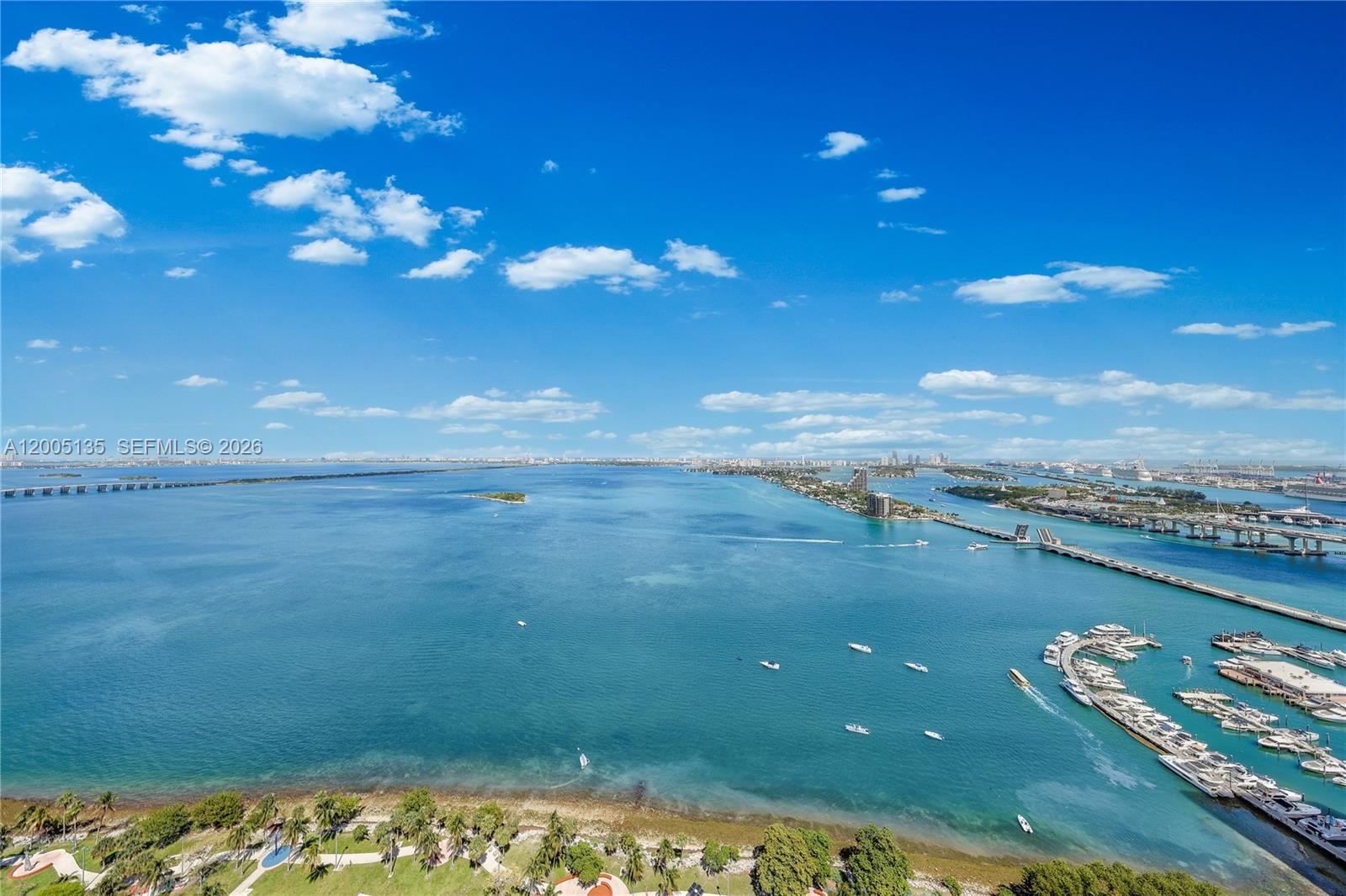 488 18th St, Miami, Florida 33132, 3 Bedrooms Bedrooms, ,4 BathroomsBathrooms,Residential,For Sale,ARIA ON THE BAY CONDO,18th St,A12005135