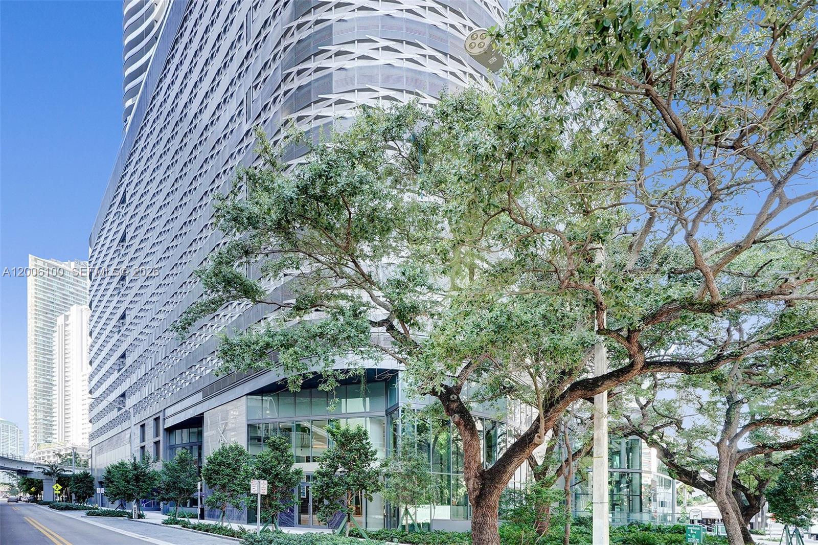 1000 Brickell Plaza, Miami, Florida 33131, 2 Bedrooms Bedrooms, ,2 BathroomsBathrooms,Residential Lease,For Rent,BRICKELL FLATIRON CONDO,Brickell Plaza,A12006100