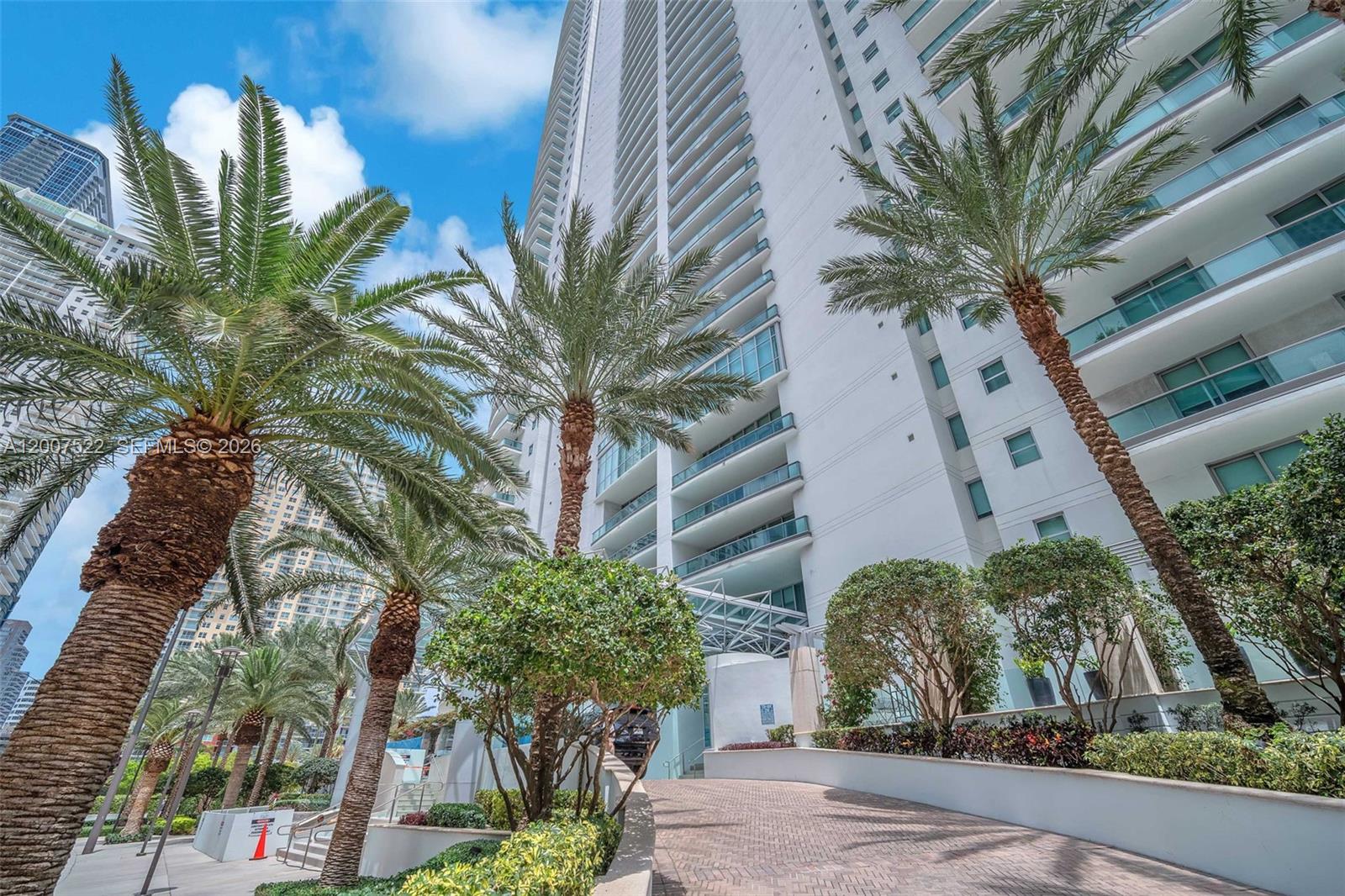 1331 Brickell Bay Dr, Miami, Florida 33131, 2 Bedrooms Bedrooms, ,3 BathroomsBathrooms,Residential Lease,For Rent,JADE RESIDENCES AT BRICKE,Brickell Bay Dr,A12007522