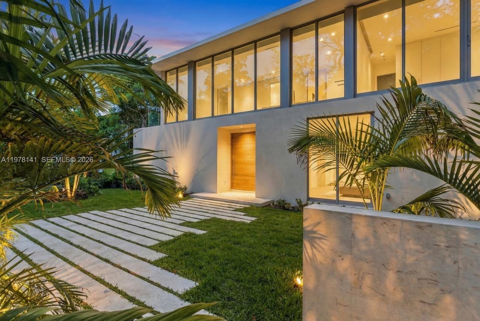 4280 Ingraham Hwy, Miami, Florida 33133, 8 Bedrooms Bedrooms, ,8 BathroomsBathrooms,Residential,Sold,LENNOX PARK,Ingraham Hwy,A11978141
