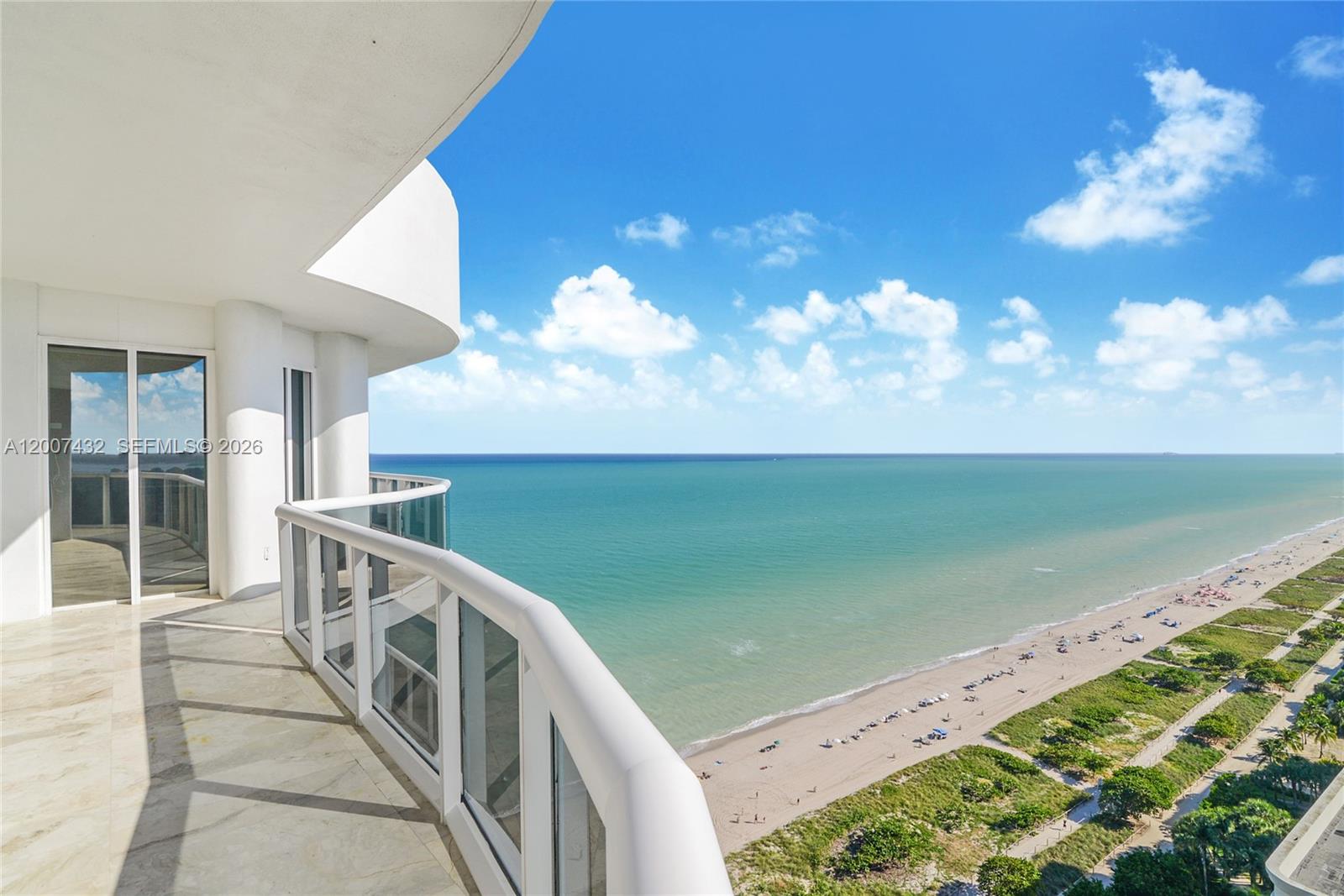 9601 Collins Ave, Bal Harbour, Florida 33154, 3 Bedrooms Bedrooms, ,3 BathroomsBathrooms,Residential Lease,For Rent,MAJESTIC TOWER,Collins Ave,A12007432